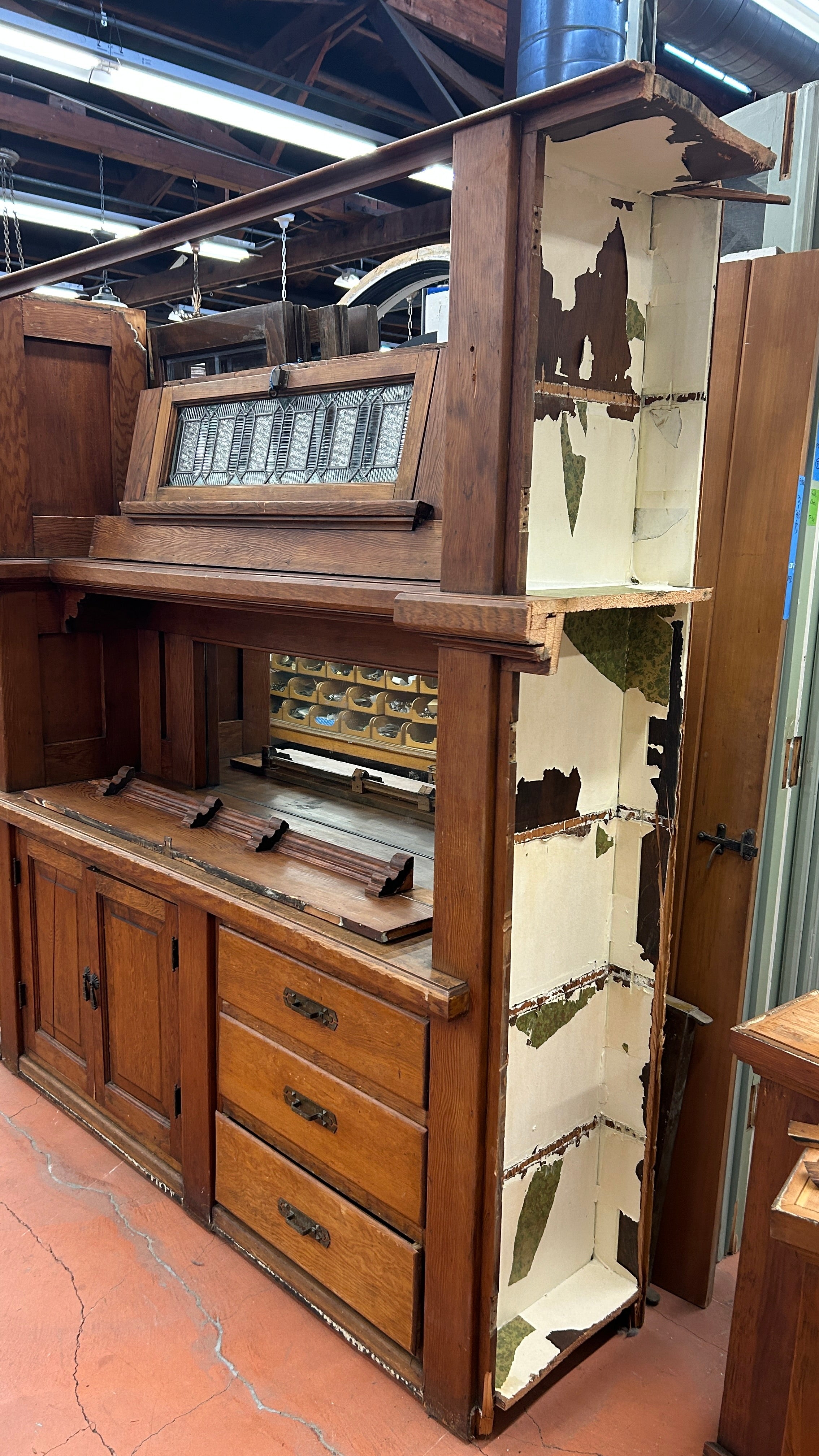Built-In Cabinet w/ Leaded Glass Window (OE-57)