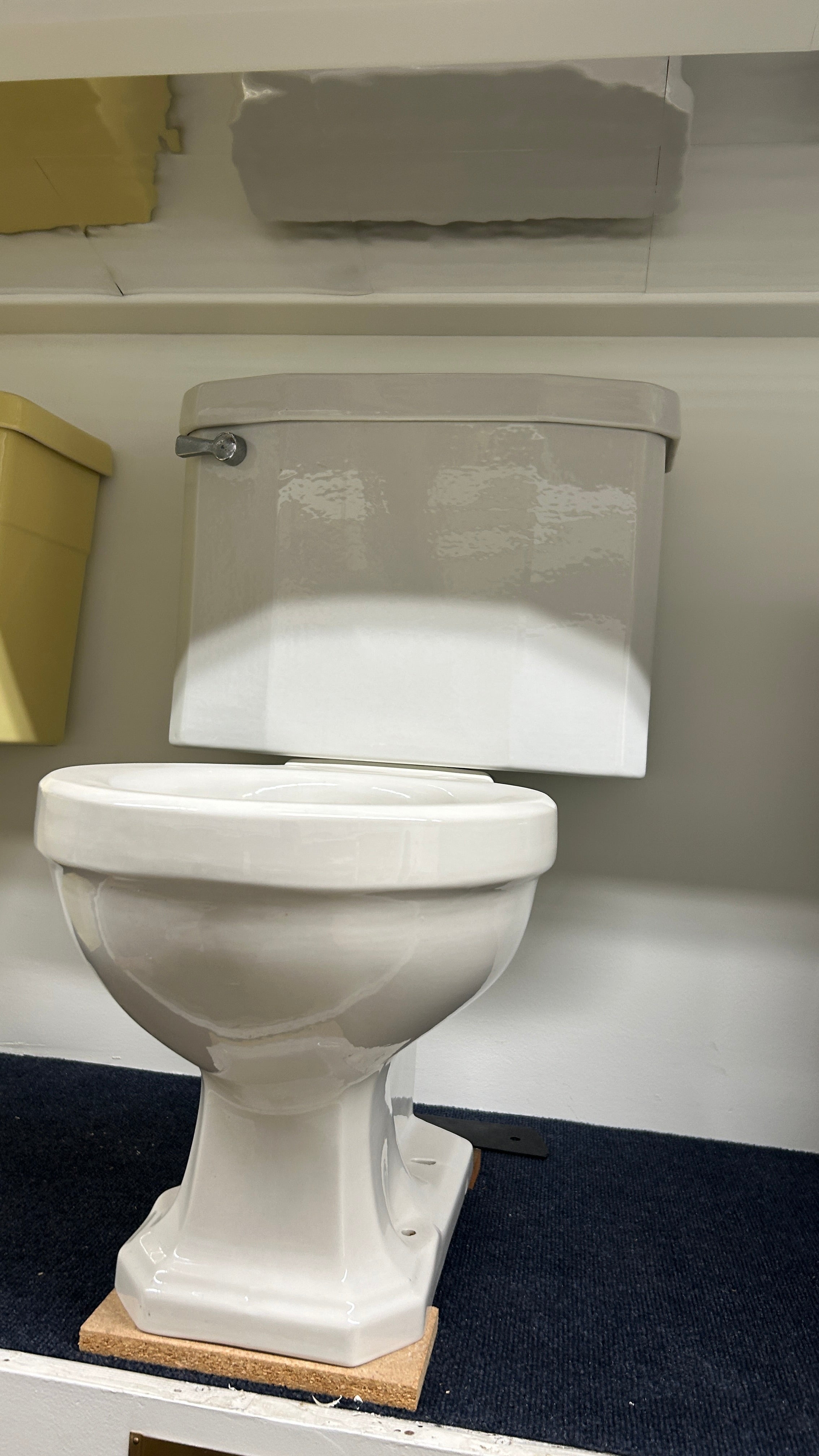 American Standard 'Cadet' White (WC-128)