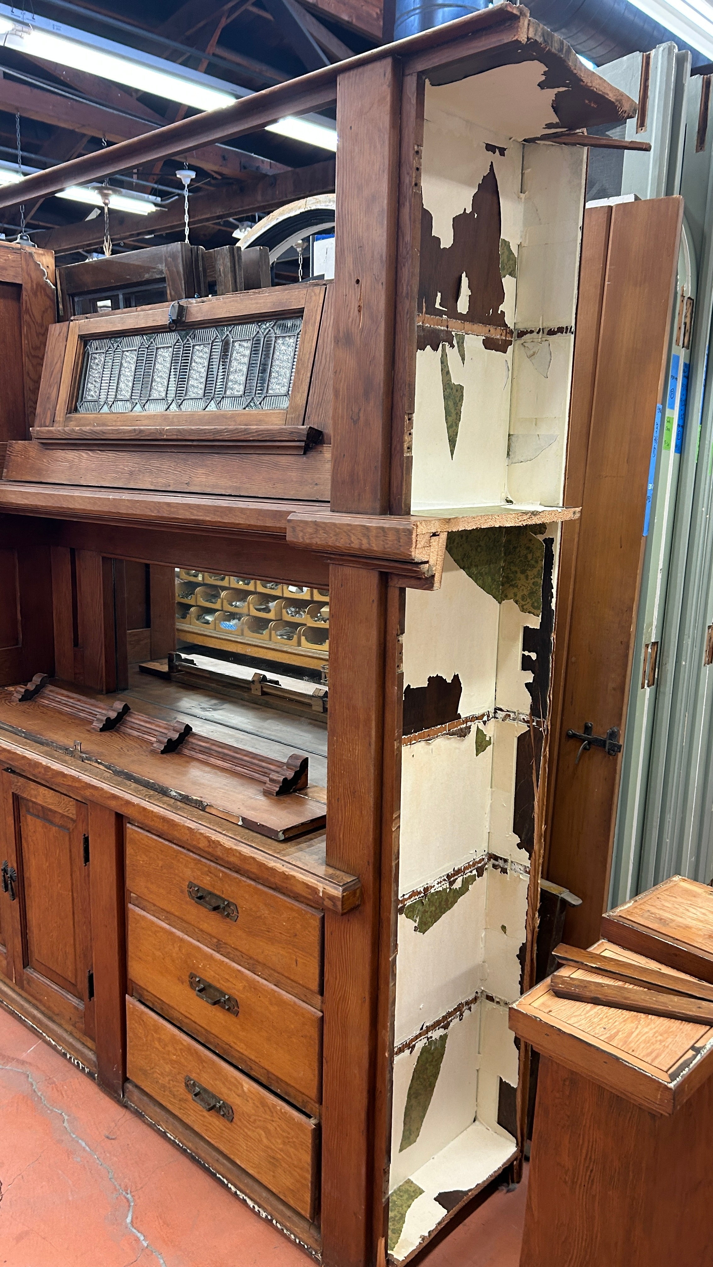 Built-In Cabinet w/ Leaded Glass Window (OE-57)