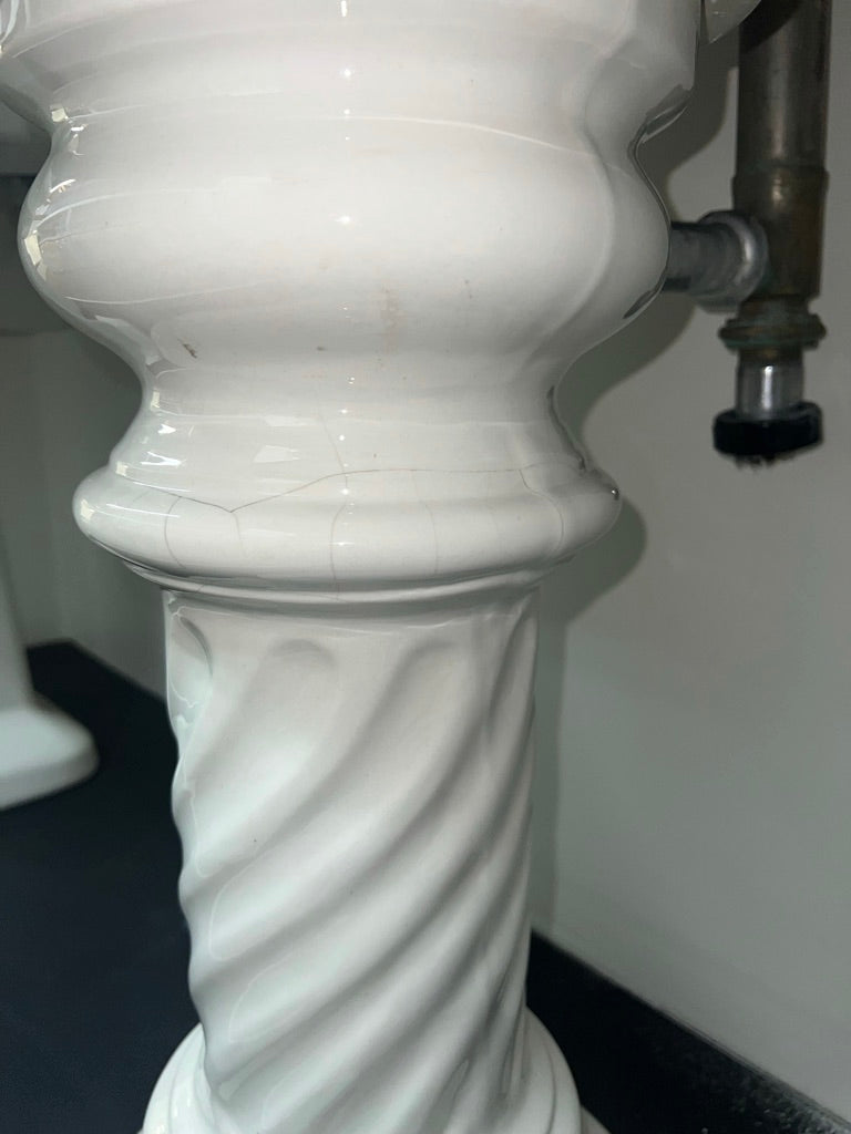 John Douglas 'Victor' Pedestal Sink (SK-123)