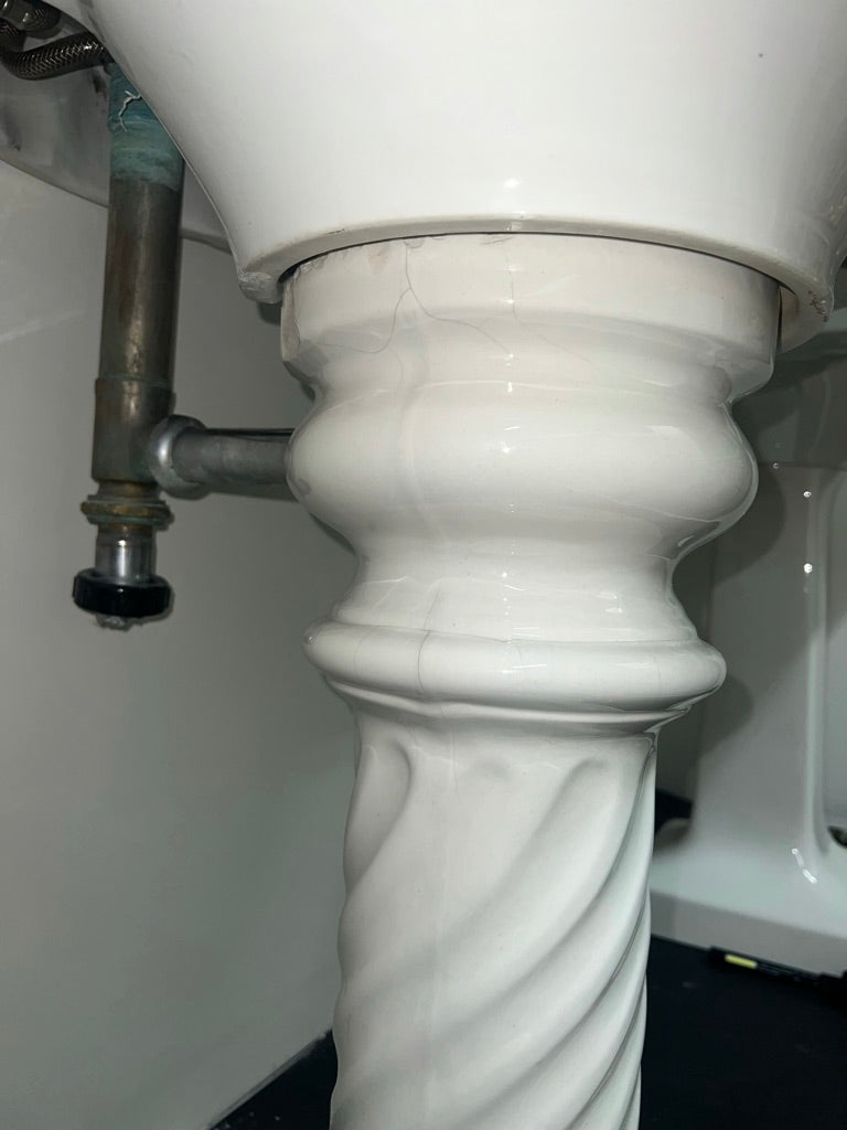 John Douglas 'Victor' Pedestal Sink (SK-123)