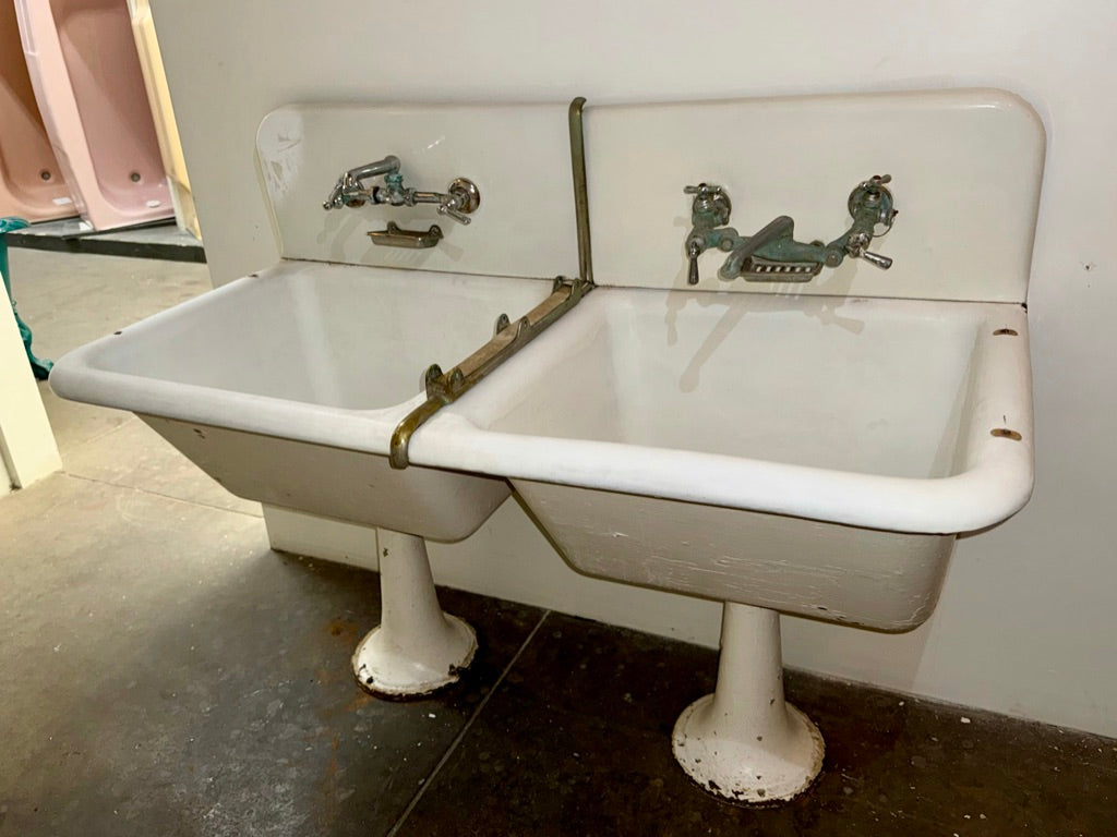 (UT-103) Double Laundry Sink