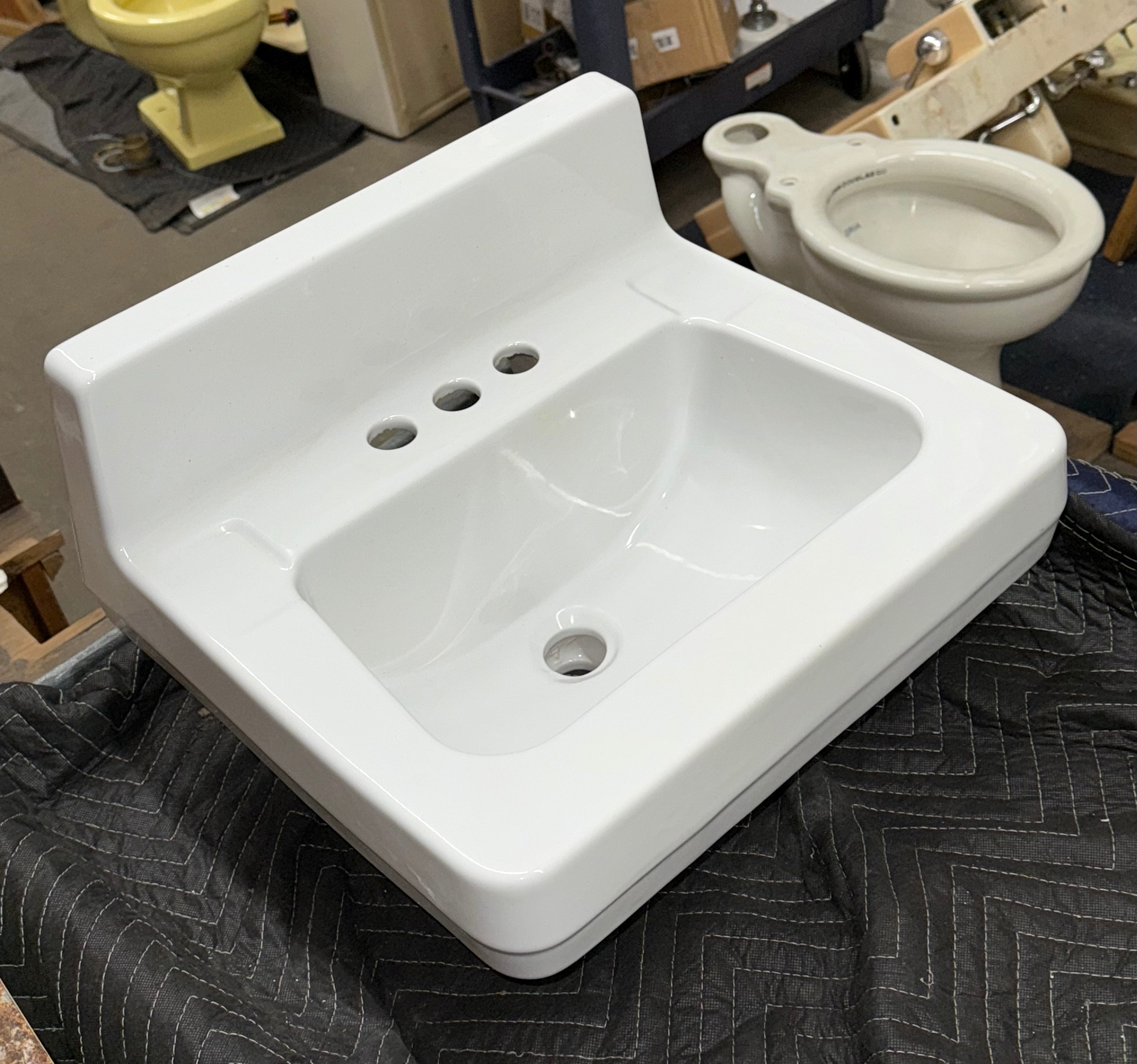 (SK-168) Wall Sink