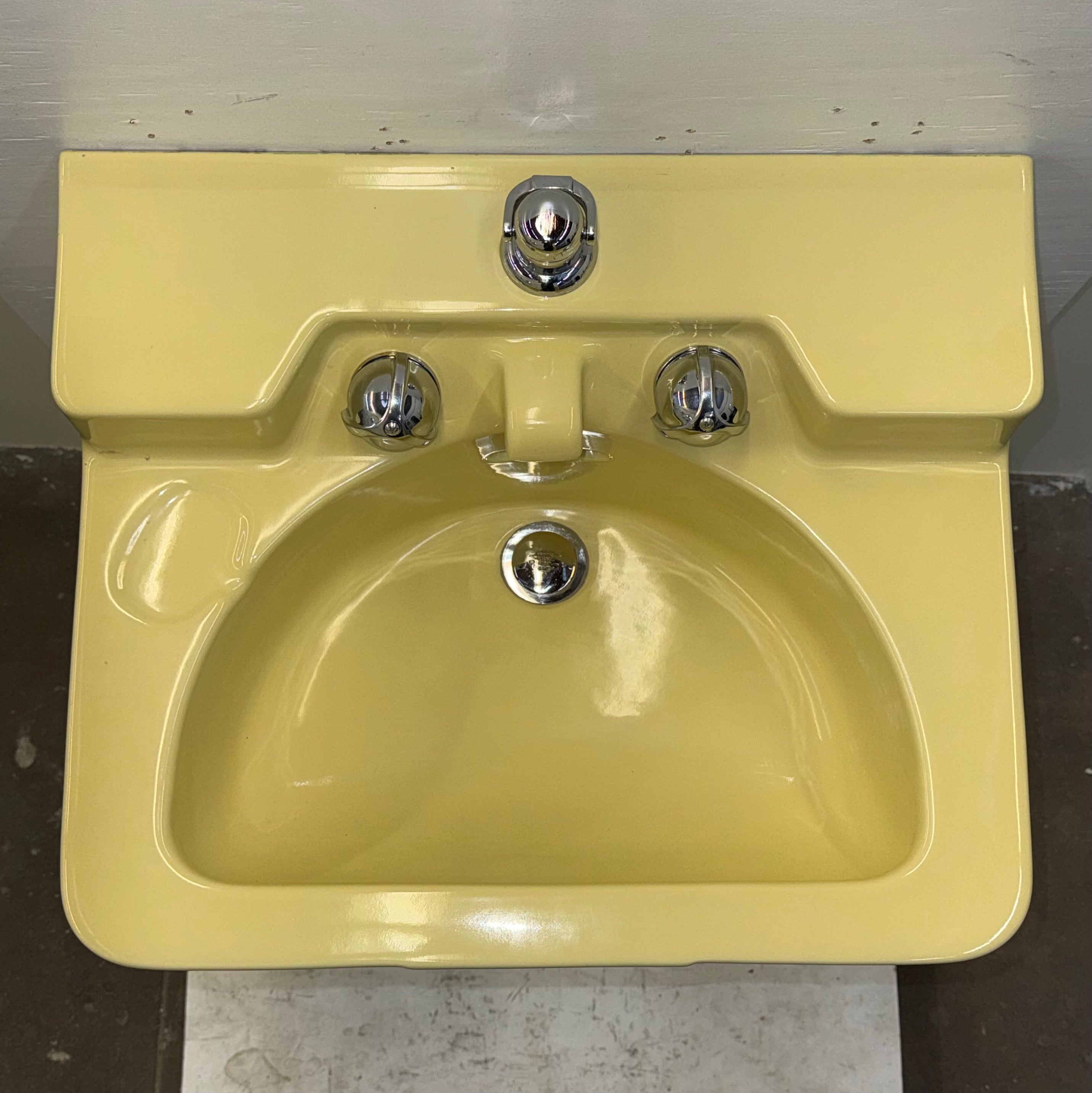 (SK-179) Crane Yellow Wall Sink