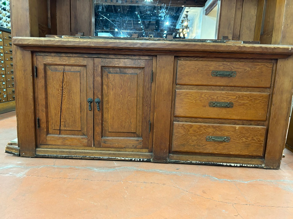 Built-In Cabinet w/ Leaded Glass Window (OE-57)