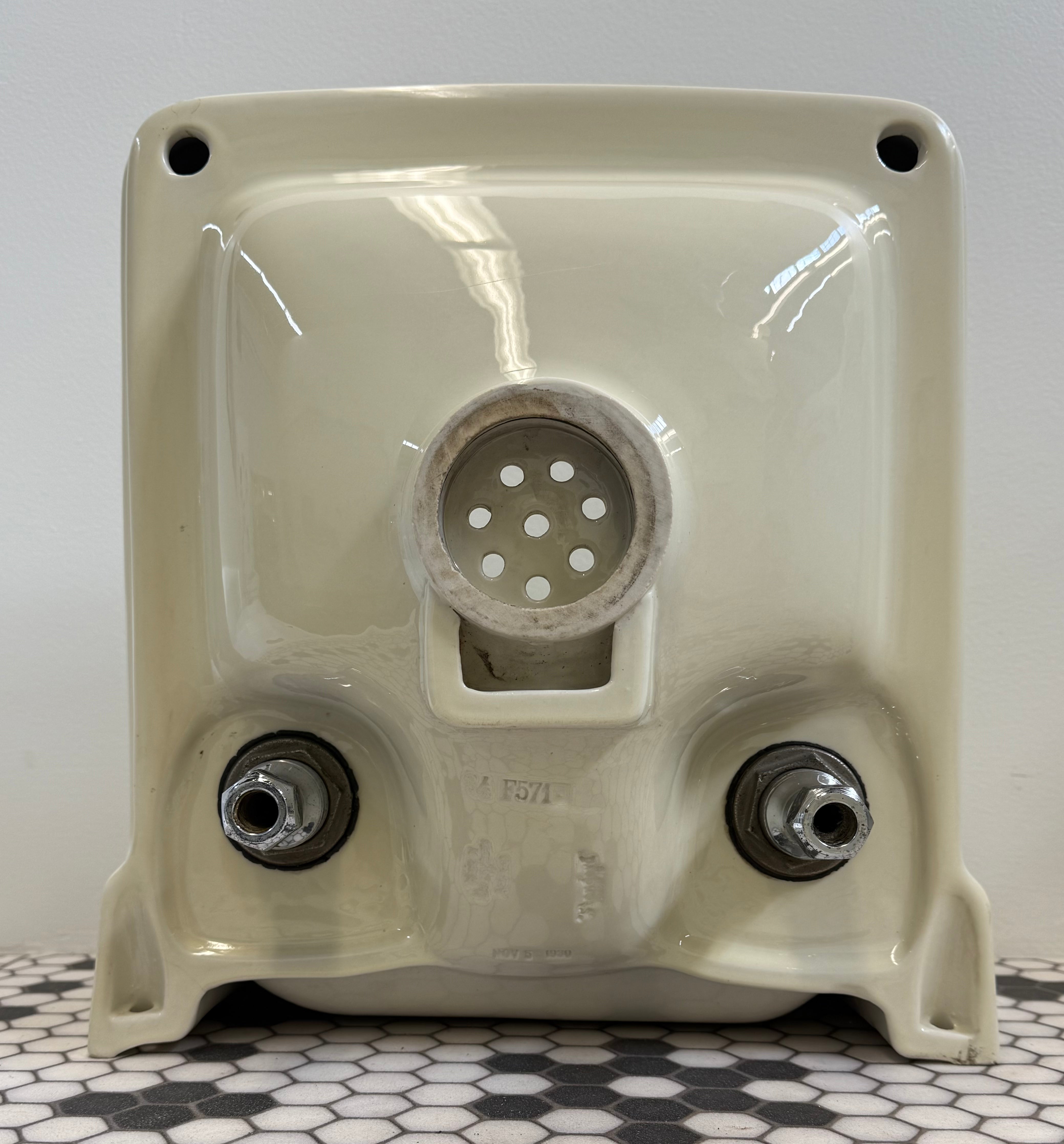 (SK-187) Yellow Dental Sink