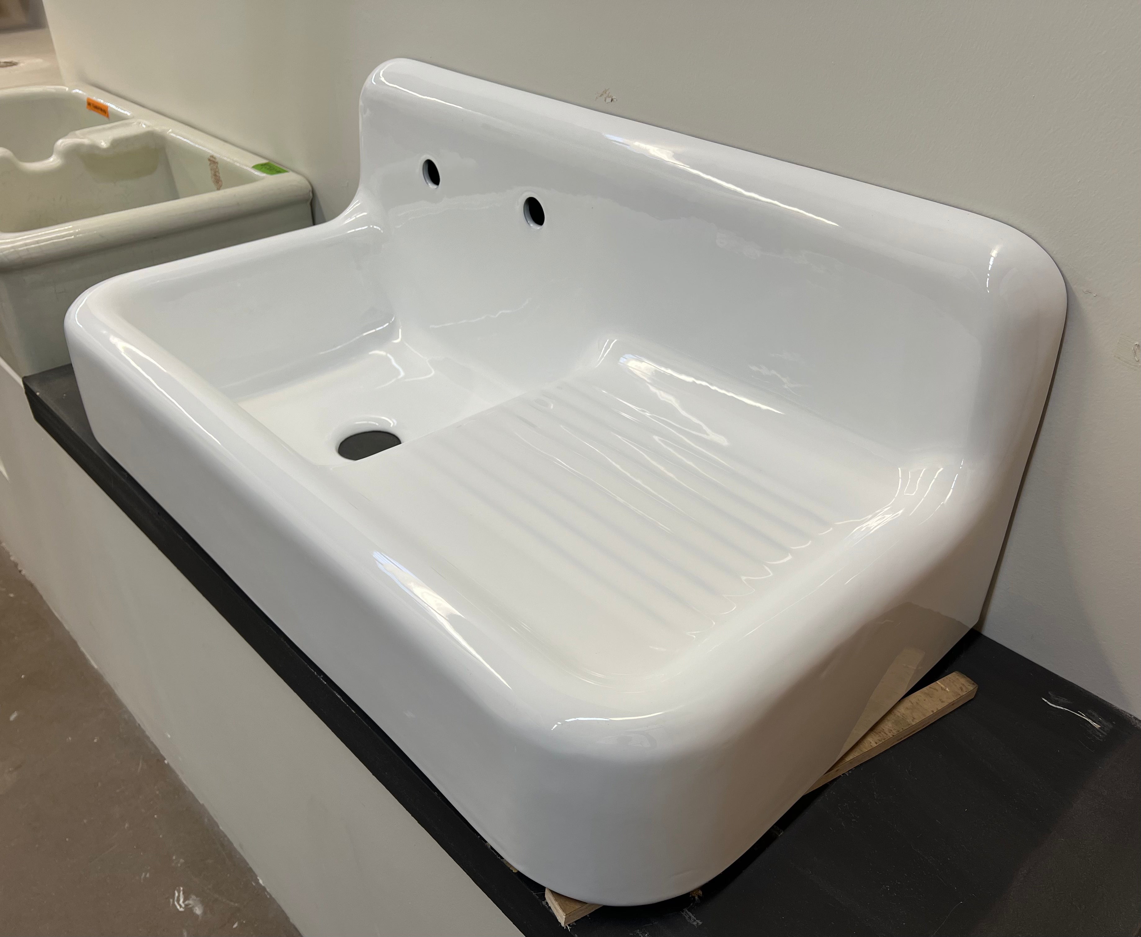 Reproduction Farmhouse Sink (SK-125)