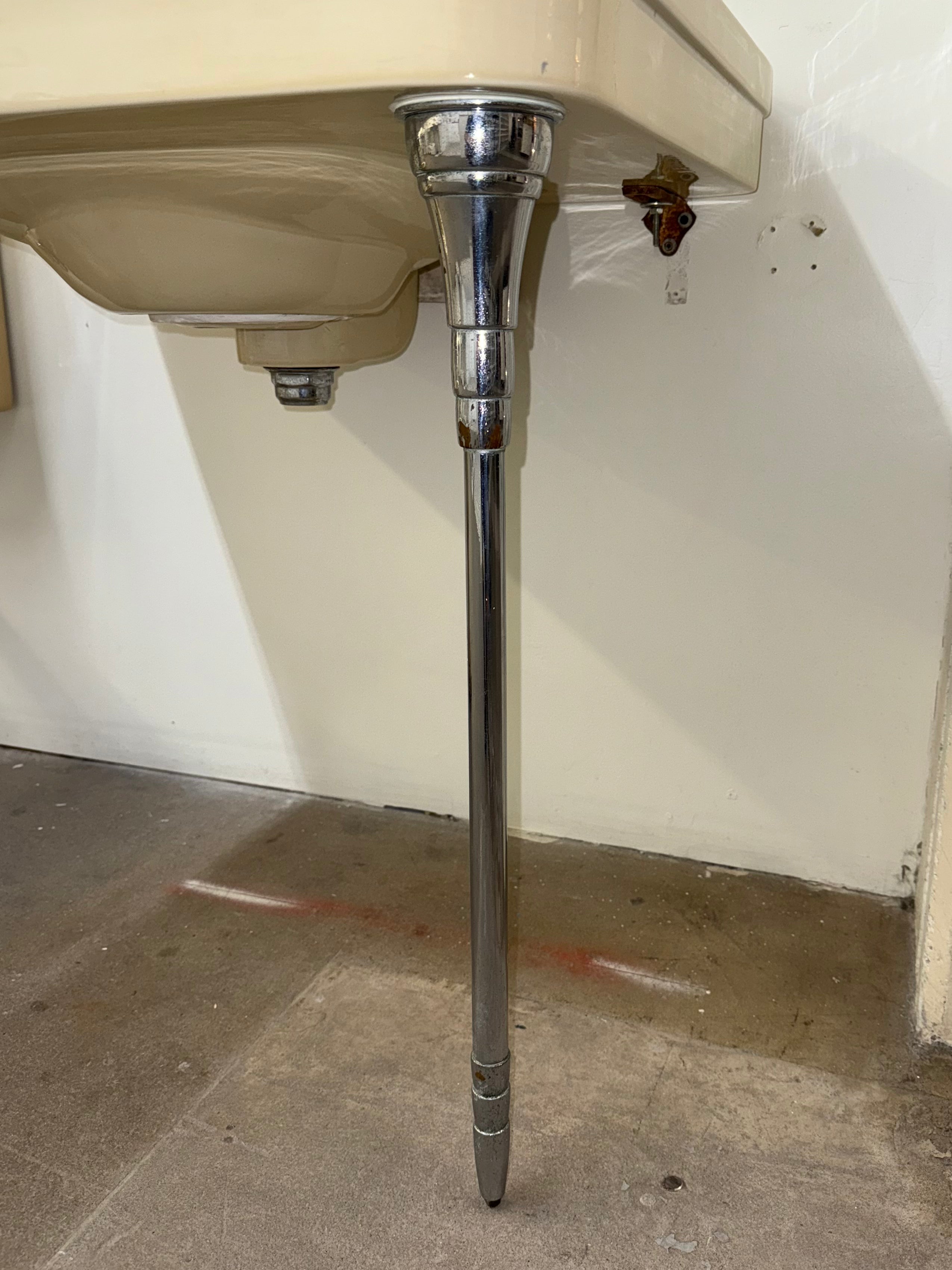 (SK-171) Crane Norwich Console Sink