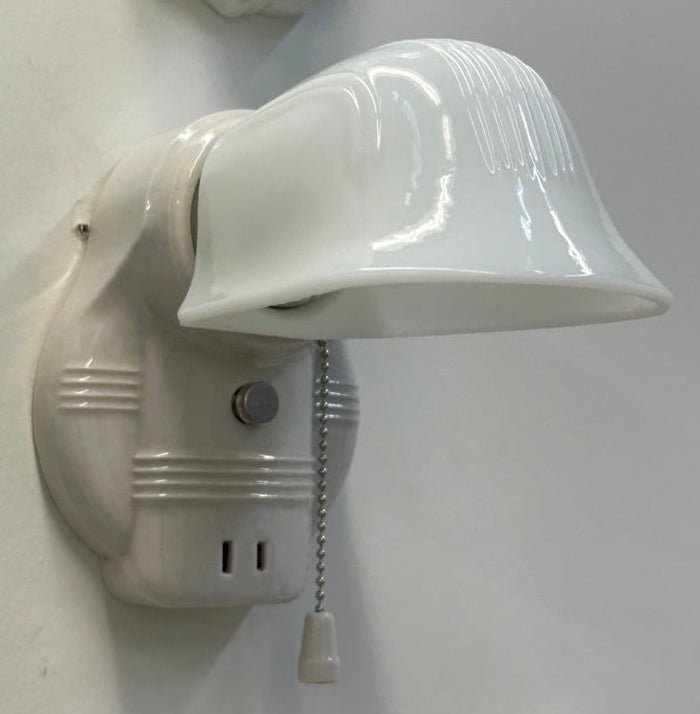 Streamline Porcelain Sconce Single (LT-869)
