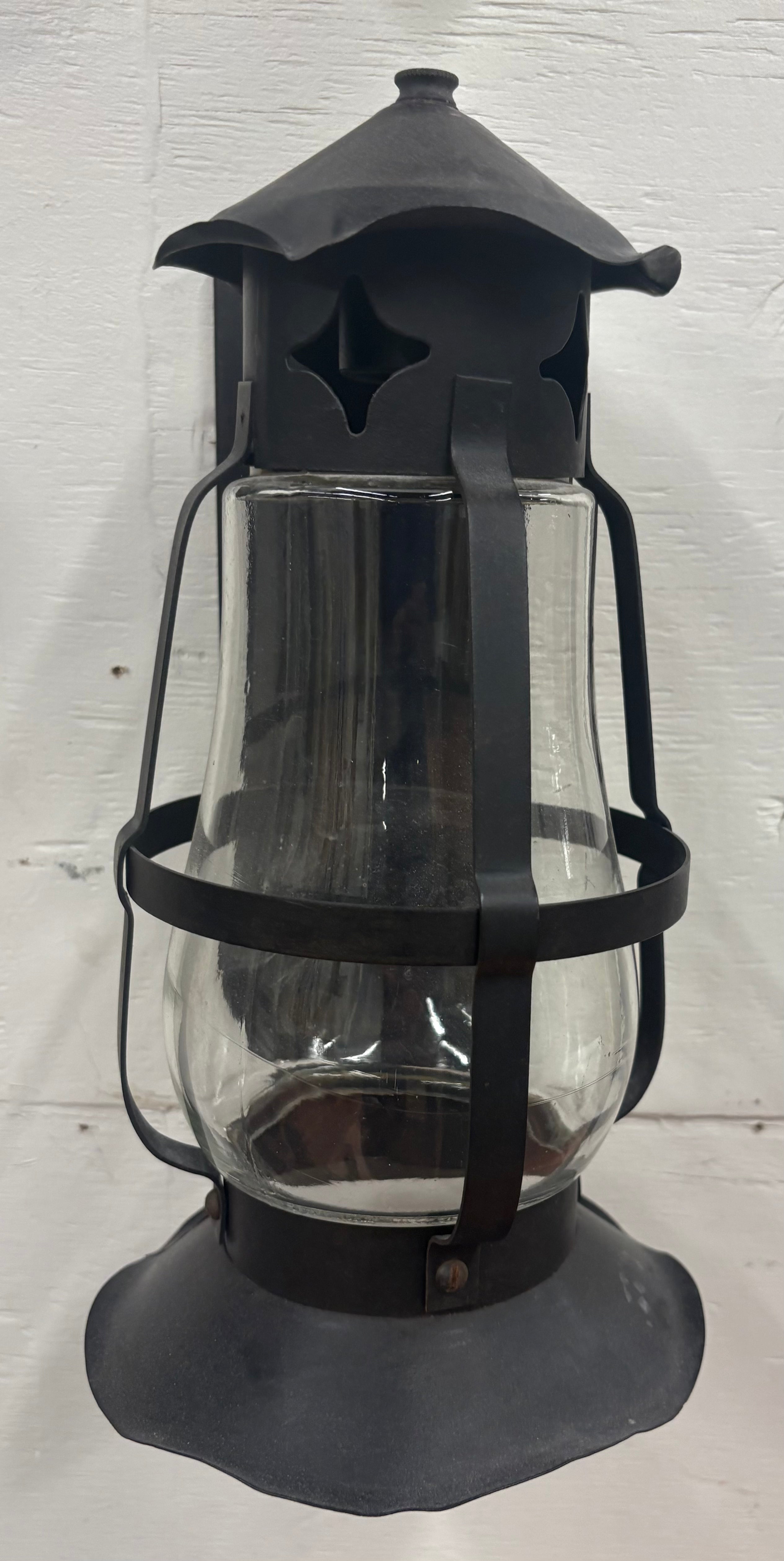 EXTERIOR WALL LANTERN – TEXTURED GLASS (LT-1242)