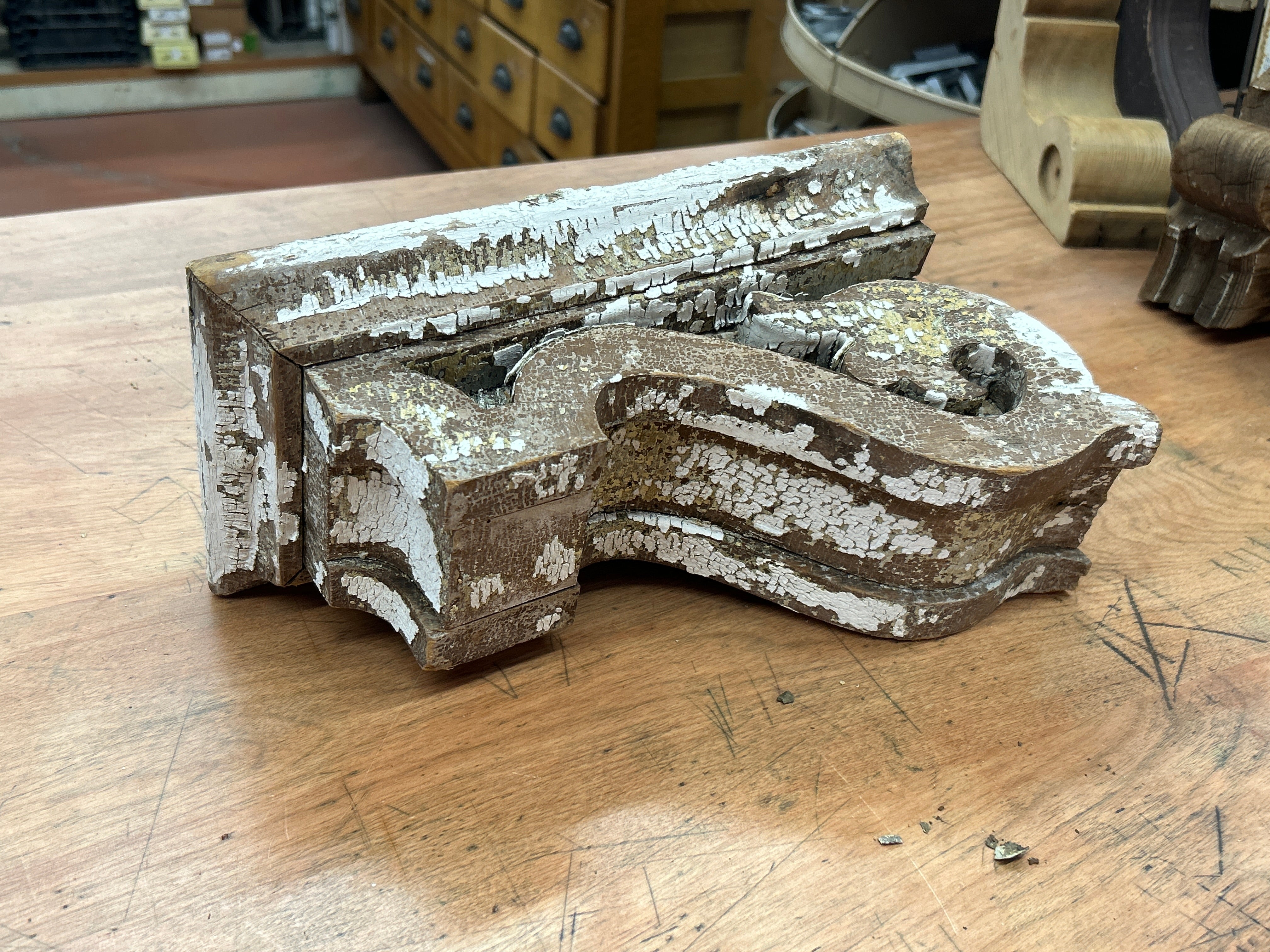 Med. Wooden Corbel (CB-30)