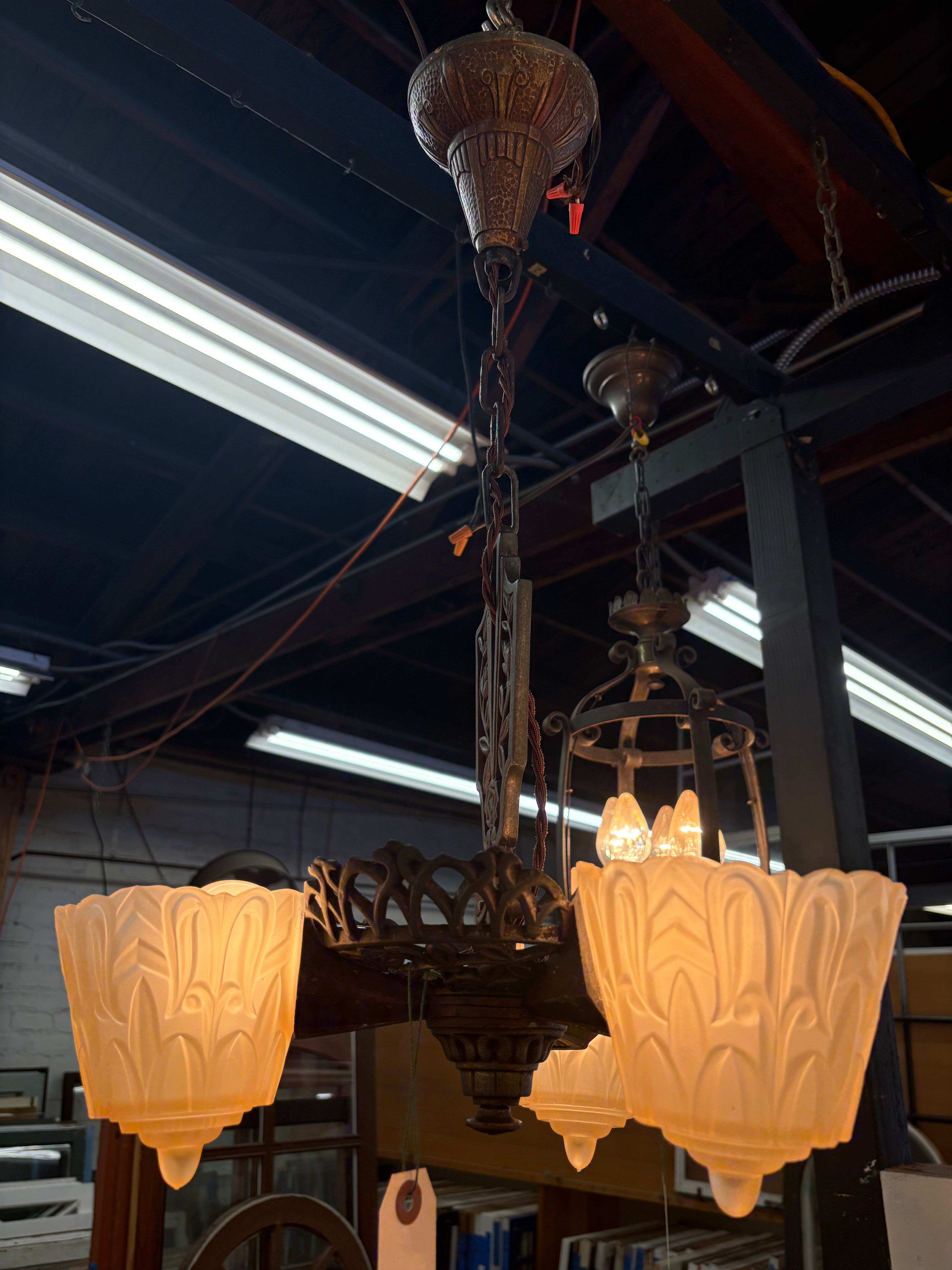 Chandelier (LT- 1092)