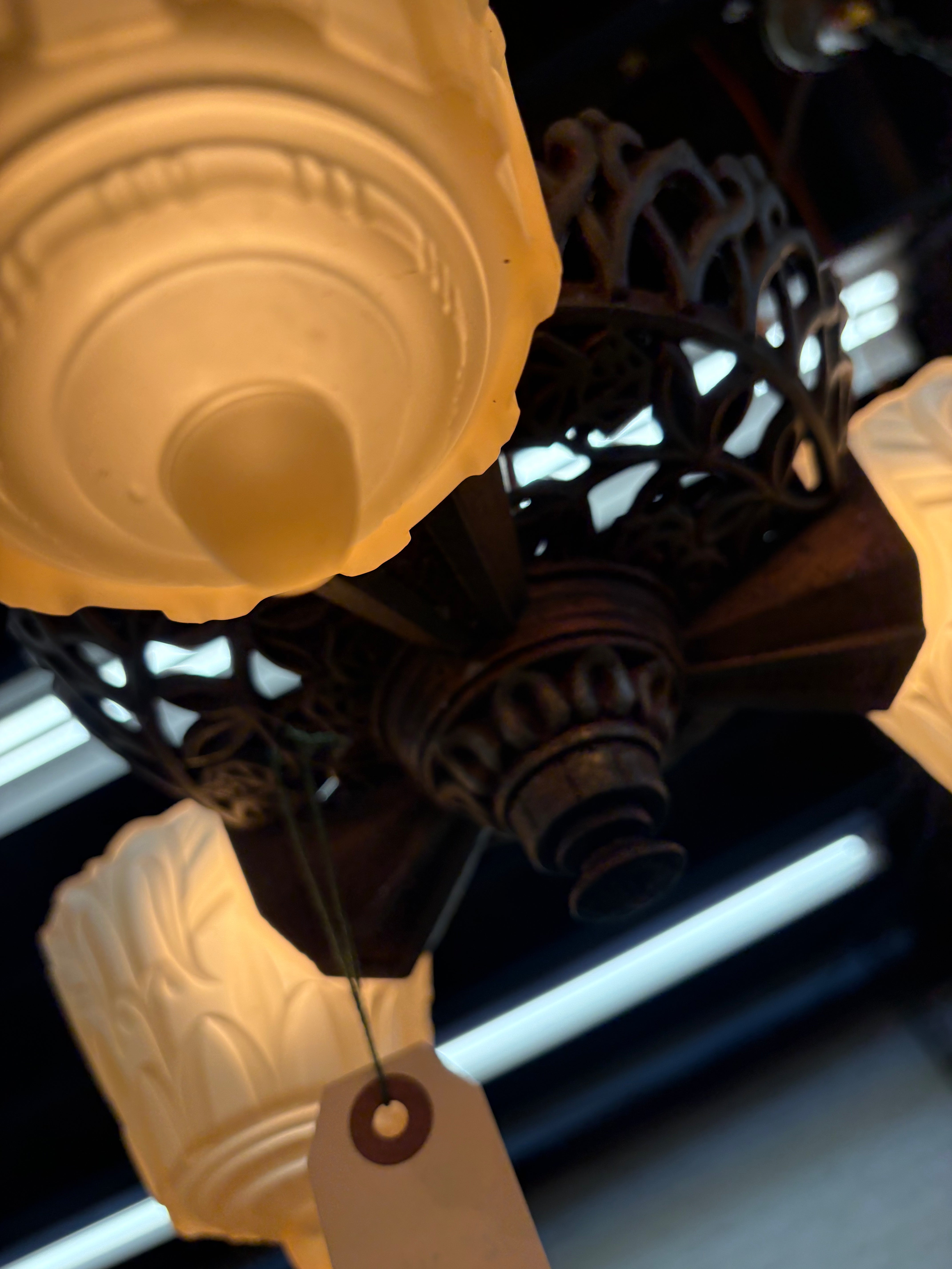 Chandelier (LT- 1092)