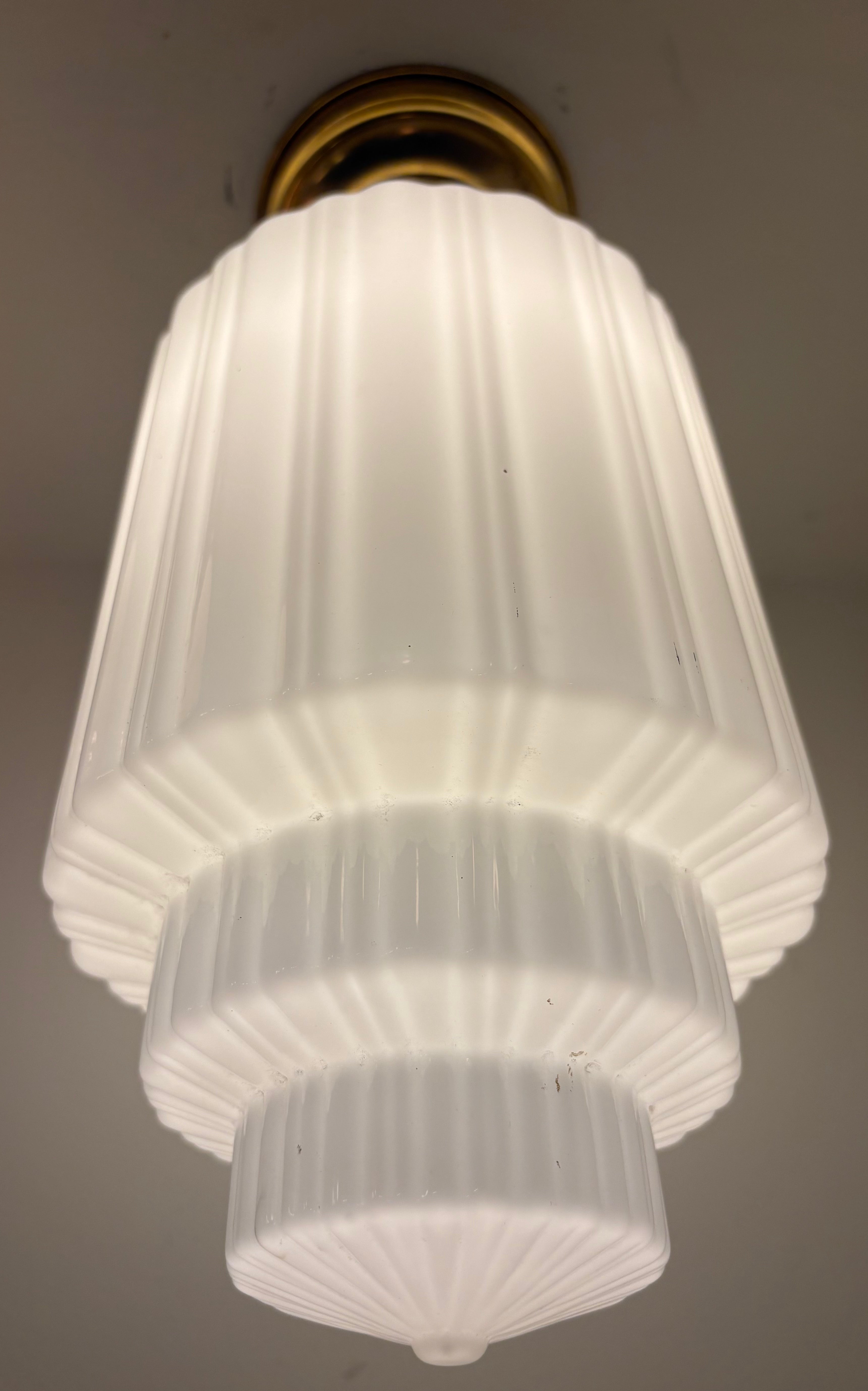 CEILING MOUNT LIGHT – (LT-1284)