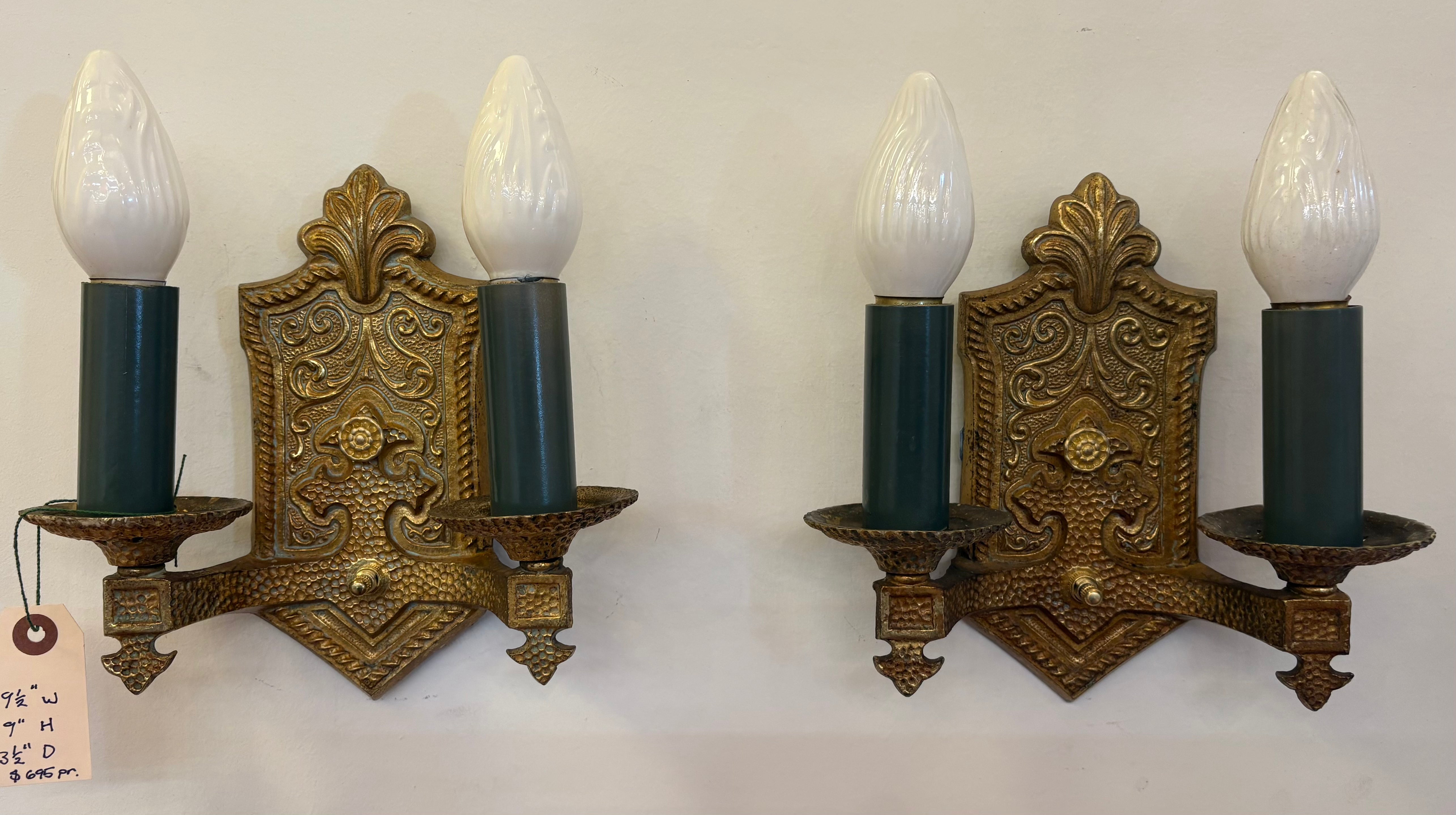 Sconce Pair (LT-1099)