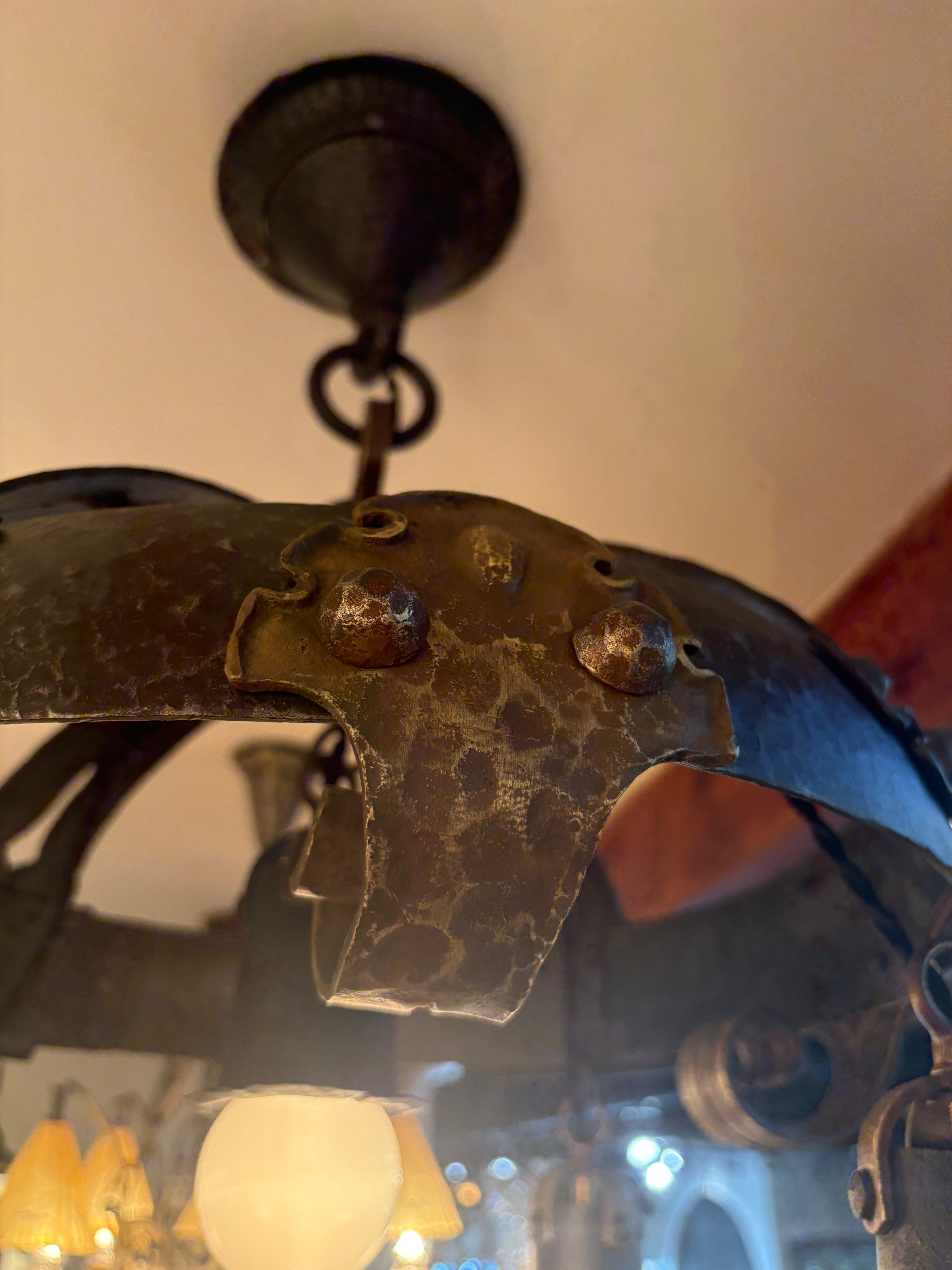 Chandelier (LT- 1121)