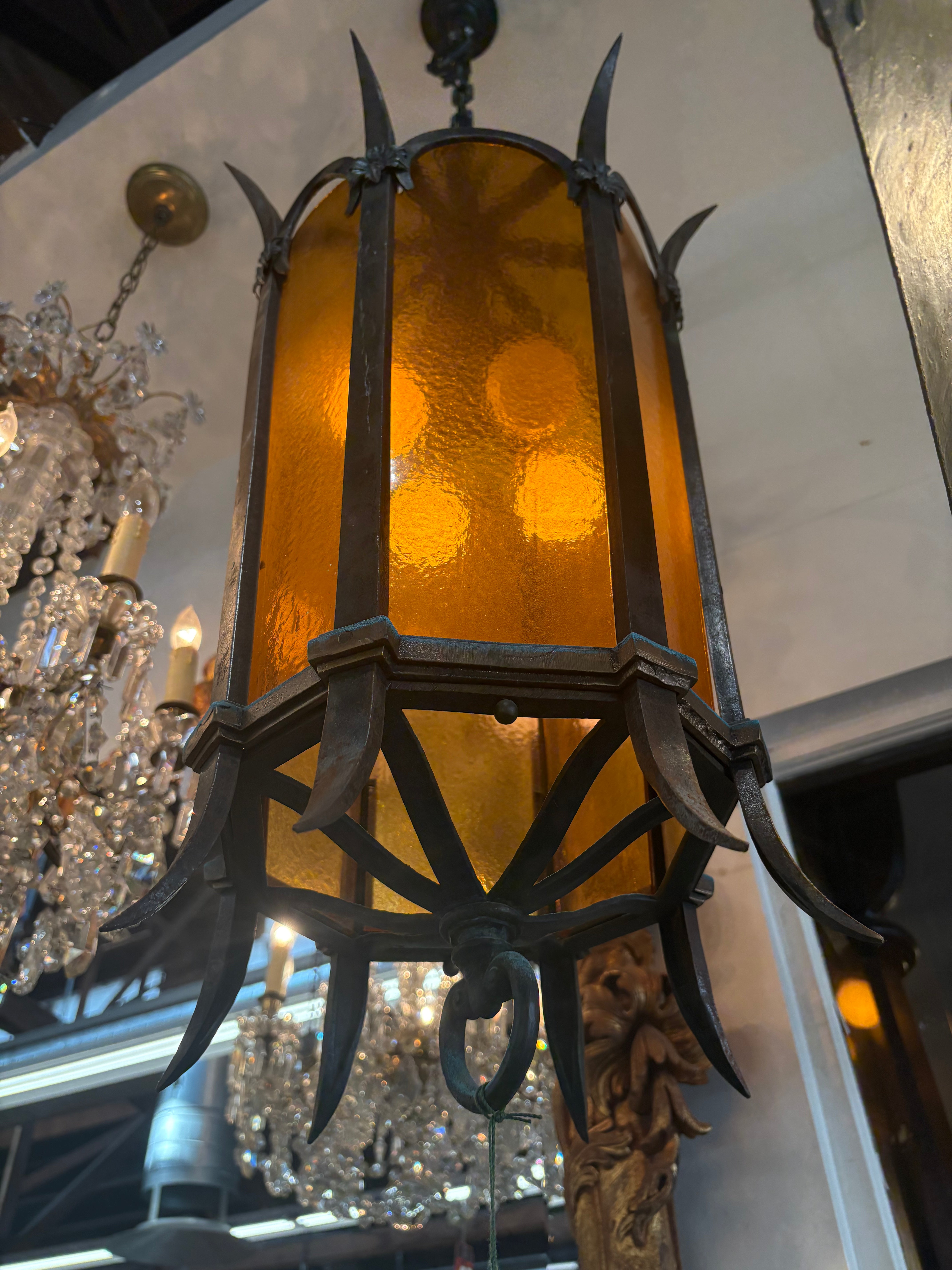 Chandelier (LT- 1122)