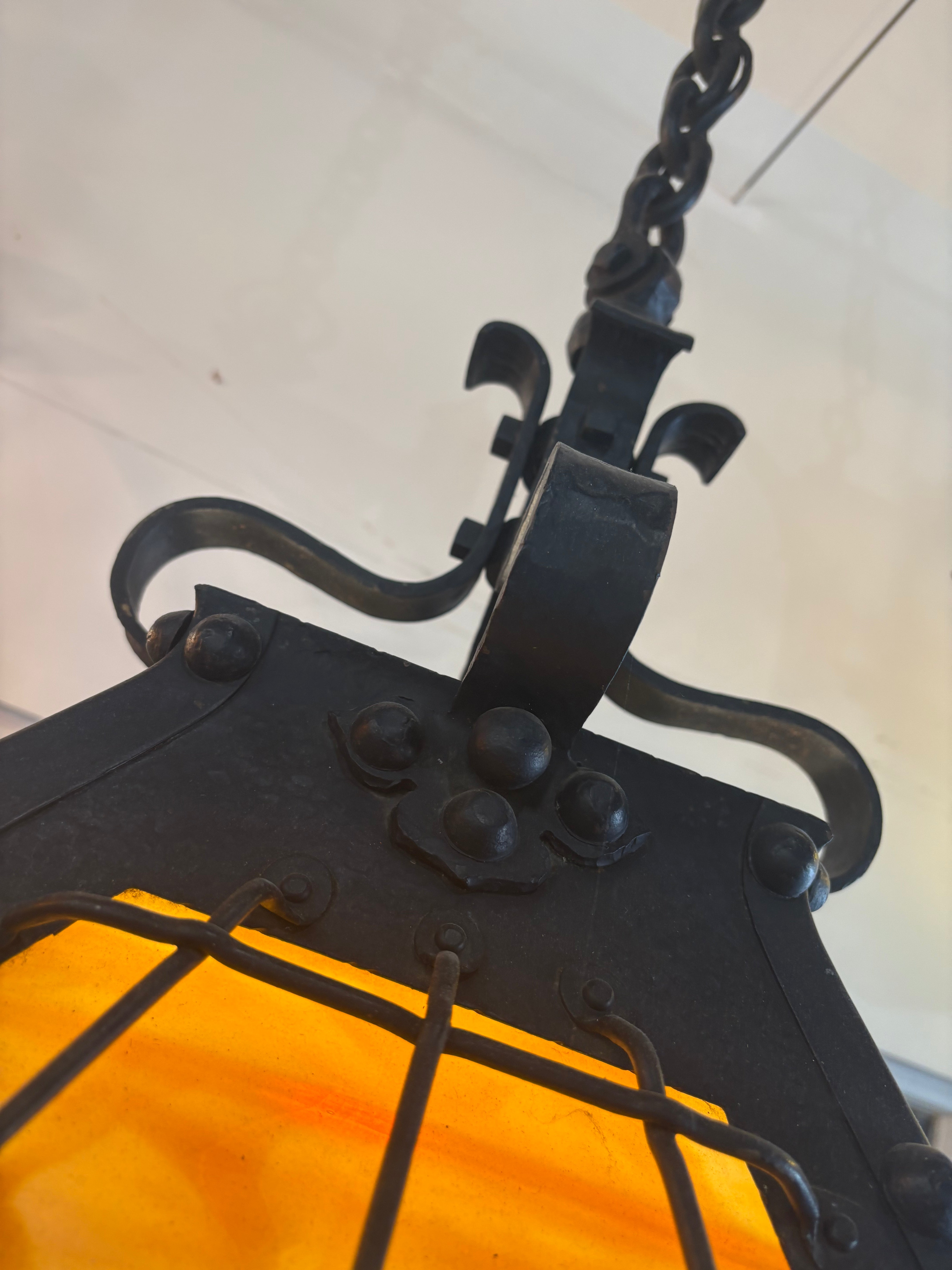 Chandelier (LT- 1124)