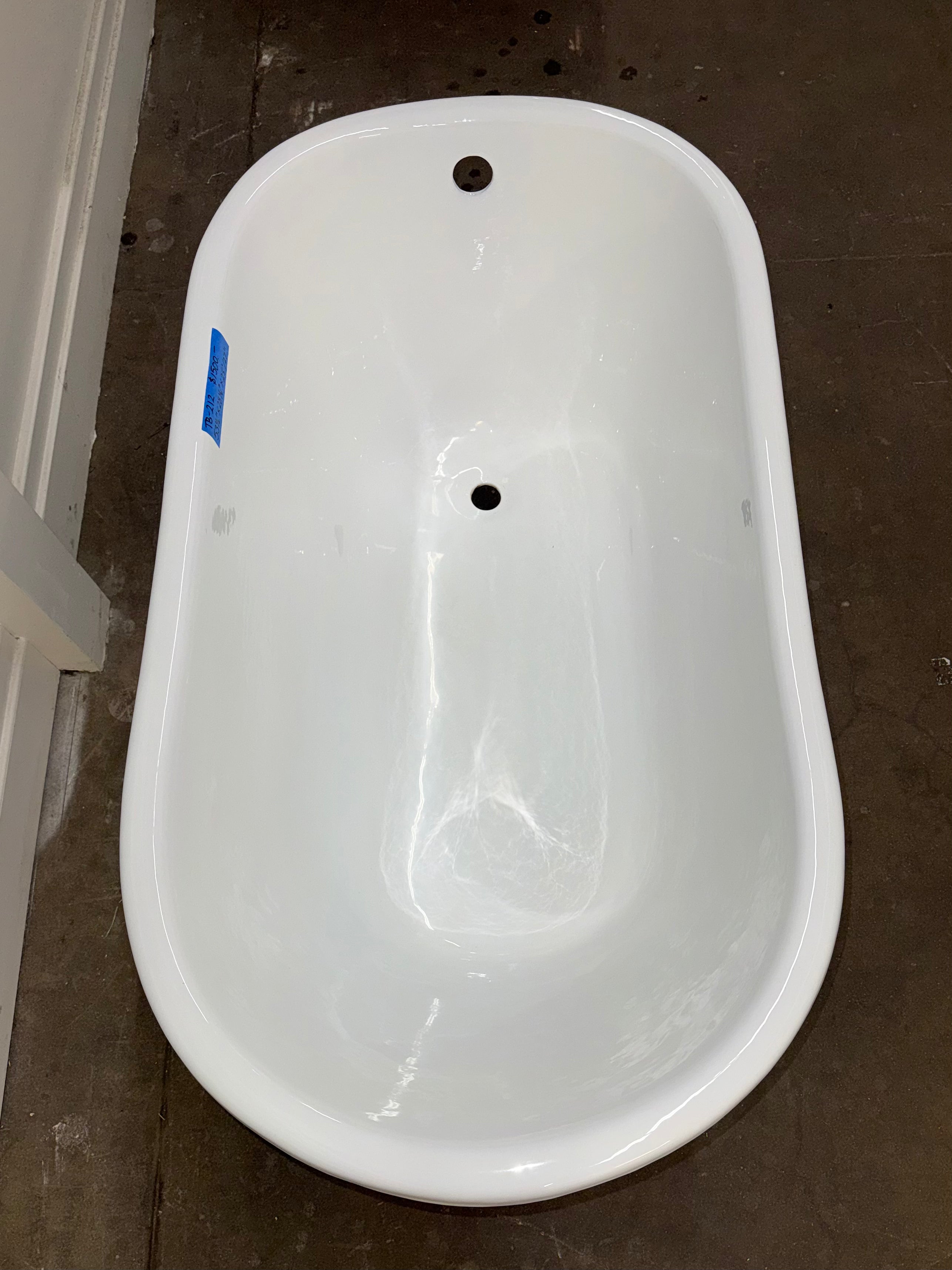 (TB-212) Claw Foot Tub