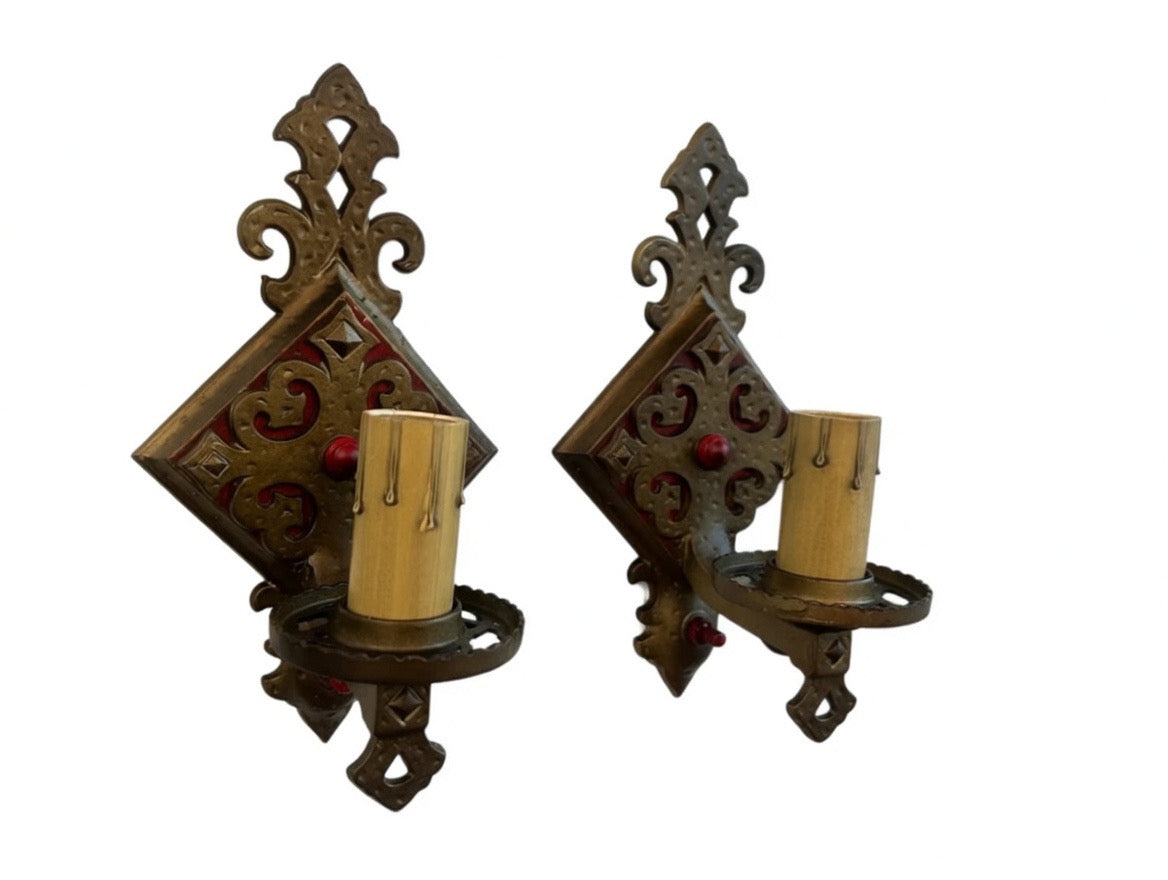 Hammered iron wall sconce with square backplate – 1920s–1930s (LT-876)