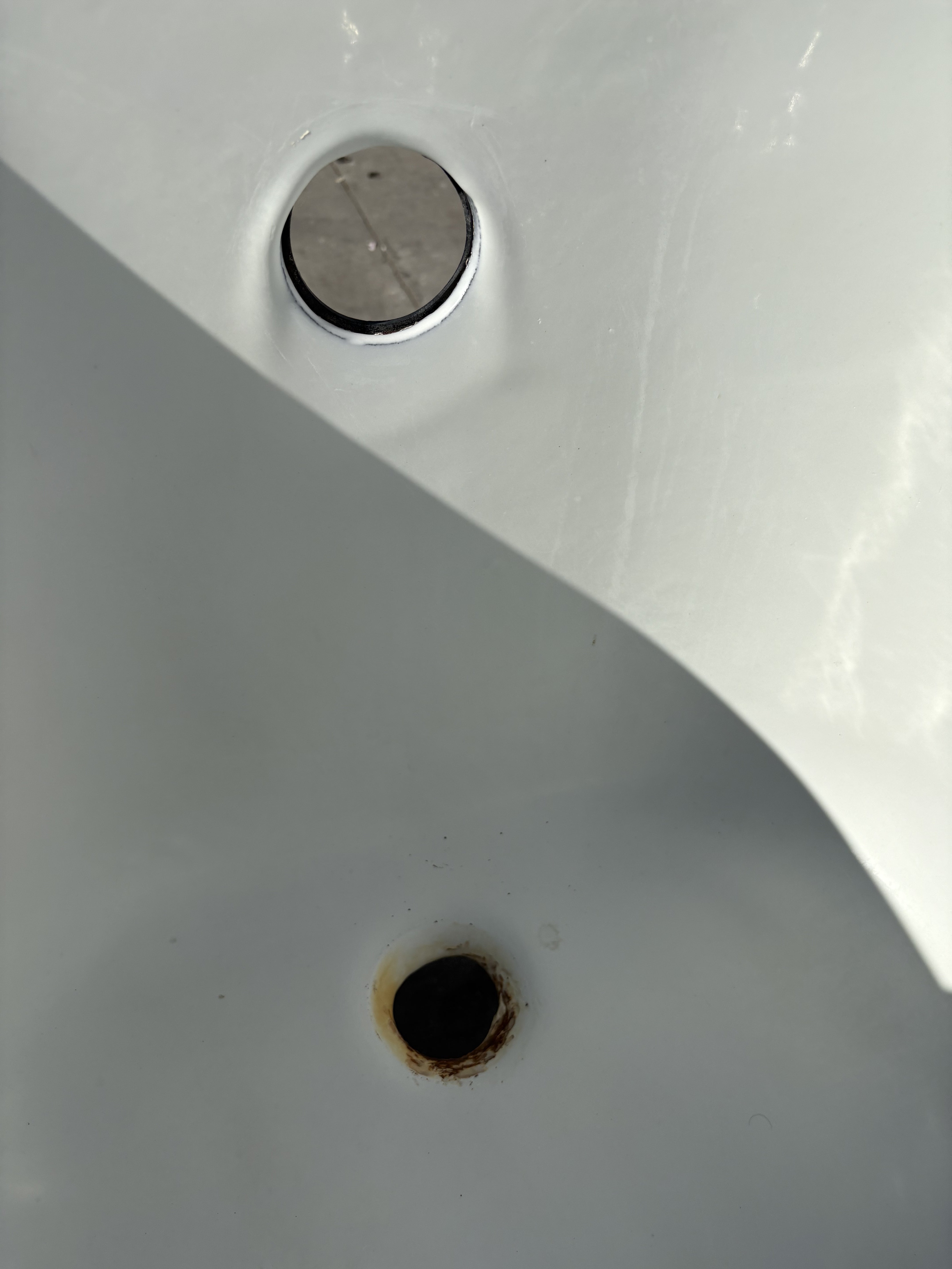 65" Alcove White (TB-171)