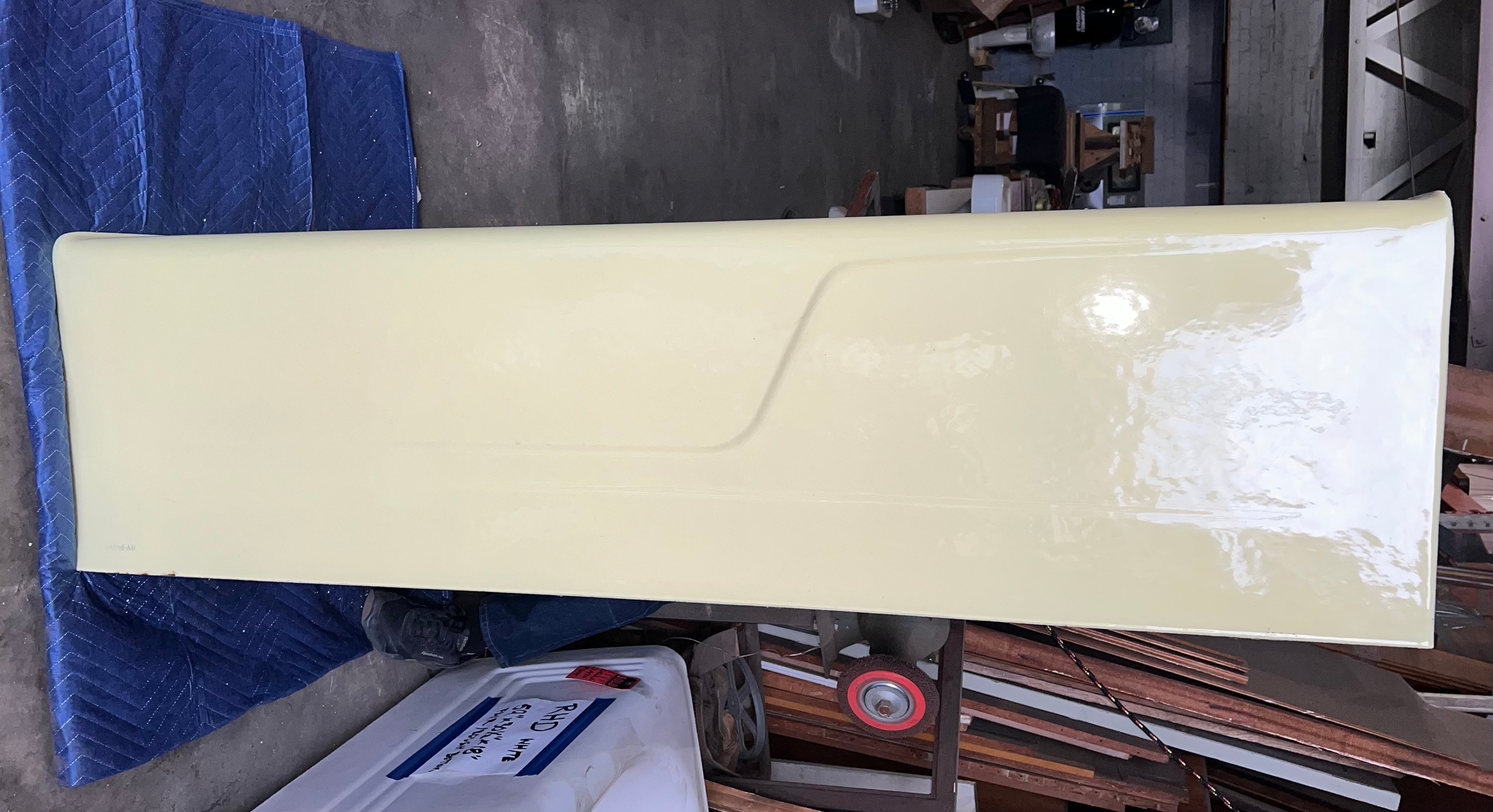 Std. 5' Alcove Tub, Manchu Yellow (Tub-22)