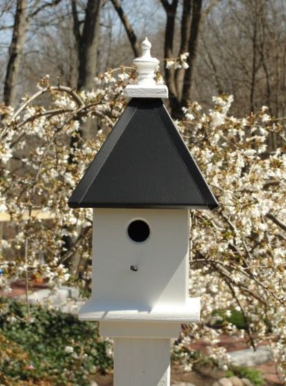 Acorn Manor Birdhouse, Black Aluminum Roof, One Compartment DL43A