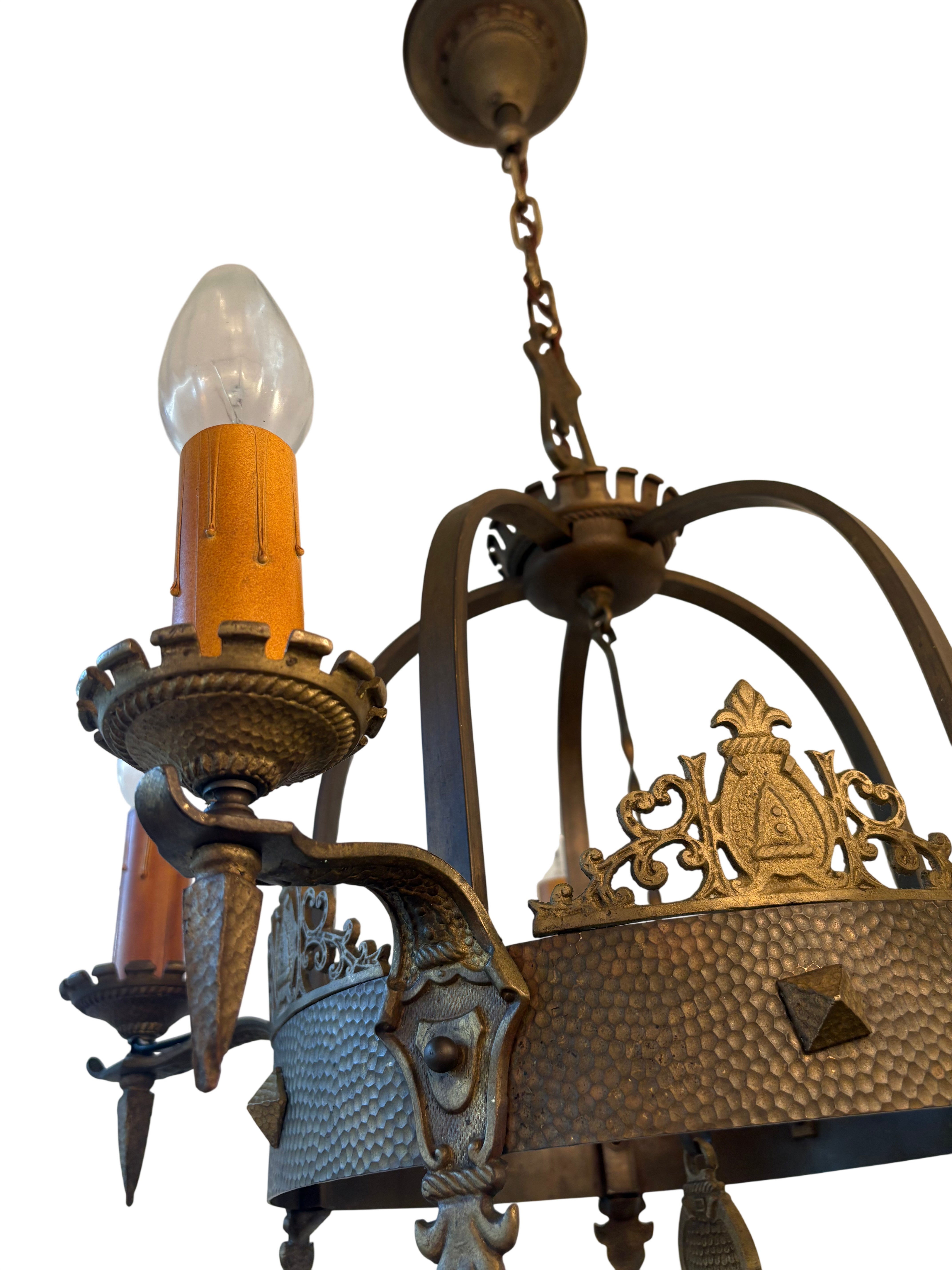 CHANDELIER – ORNATE METAL (LT-1178)