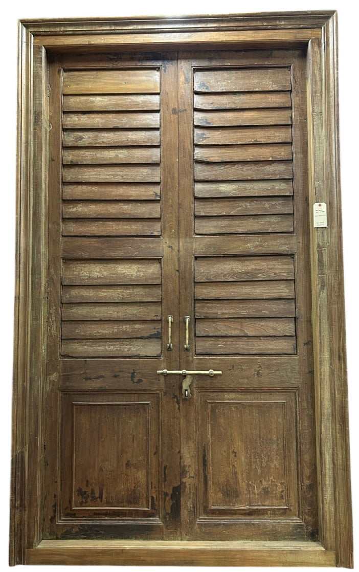 Wood Shutter Door Pair w/ Frame (XD-35668)