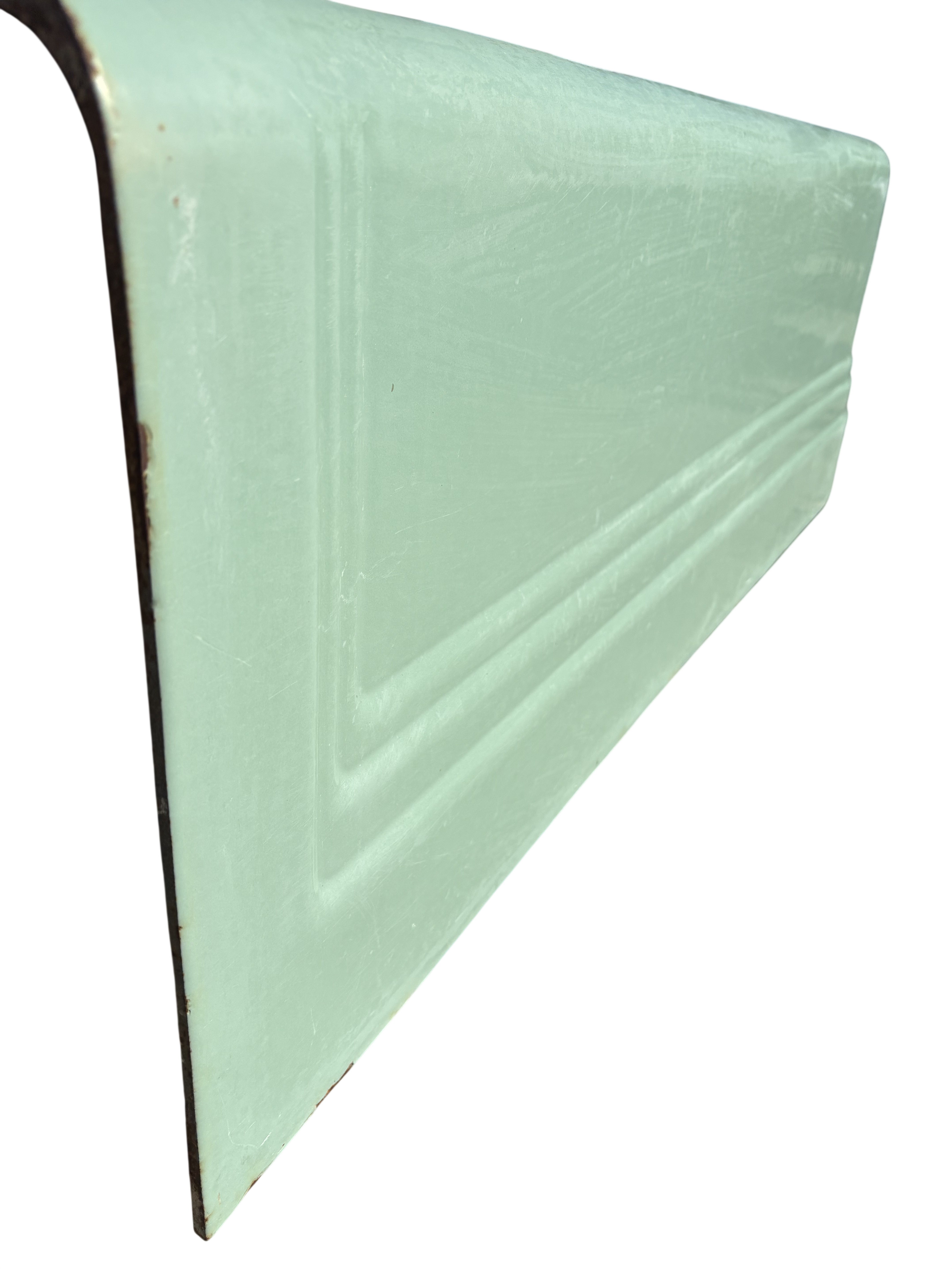 61" Right Corner Green (TB-166)