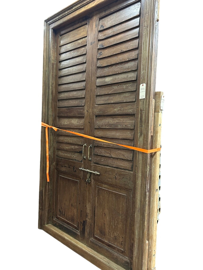 Wood Shutter Door Pair w/ Frame (XD-35668)