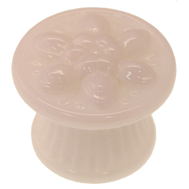 BM "Colonial" Glass Knobs