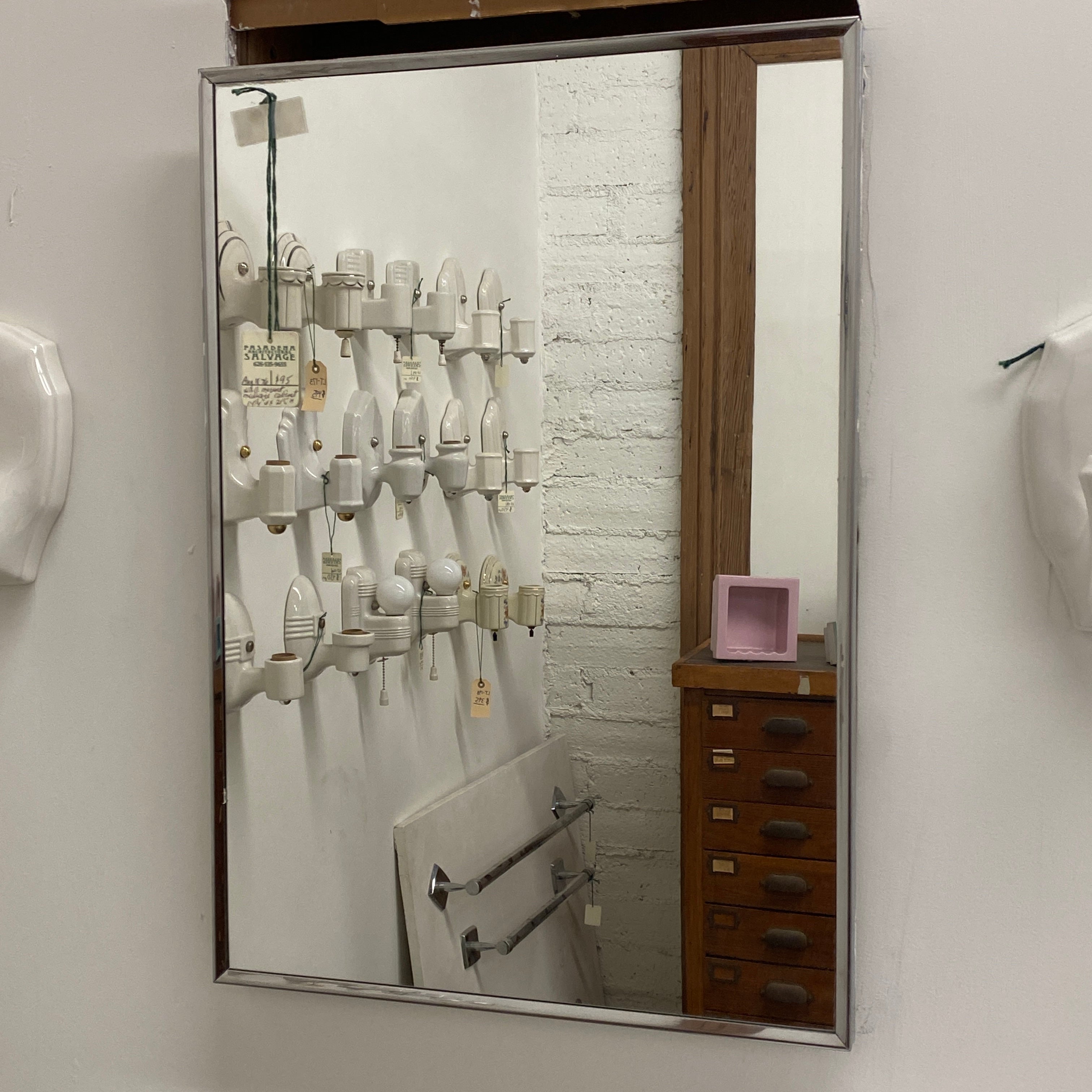 Wall-Mount Medicine Cabinet (Aug18-76)