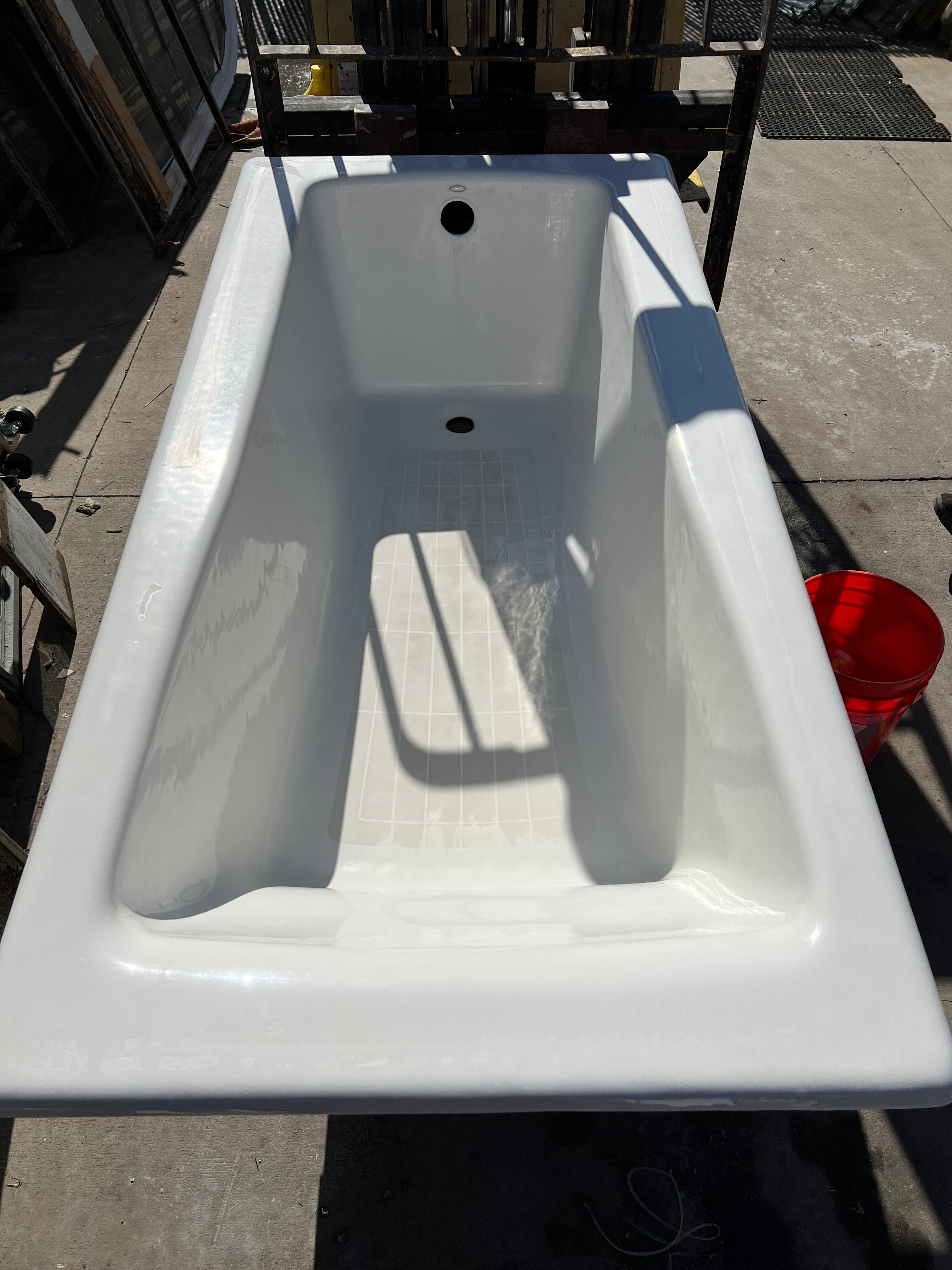 (TB-26) Tea for two Bathtub