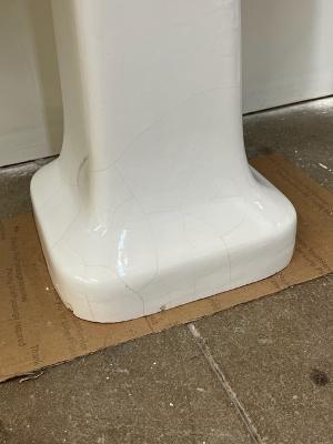 J.L. Mott Pedestal Sink (SINK-18)