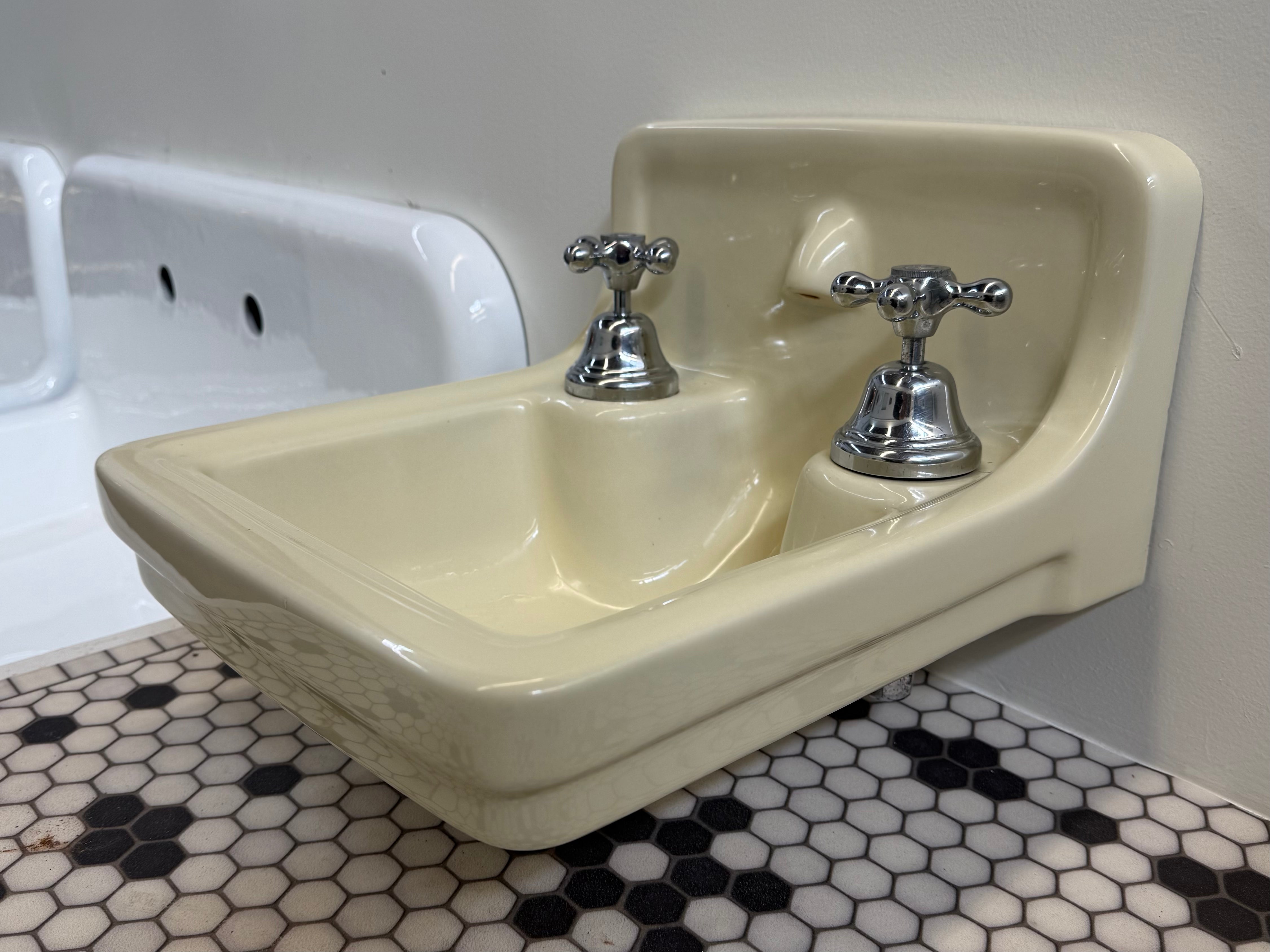 (SK-187) Yellow Dental Sink