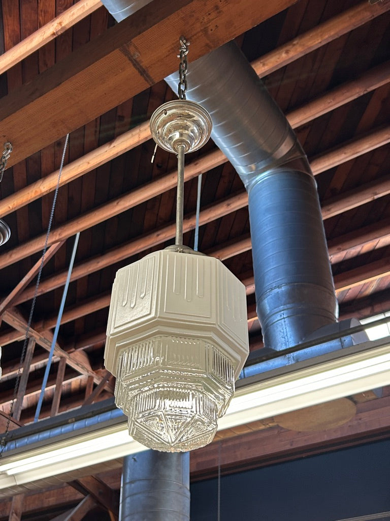 Deco Pendant w/ Clear Lens (LT-885)