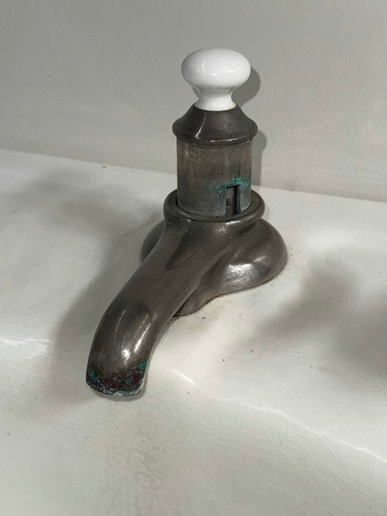 (SK-194) J.L. Mott Pedestal Sink