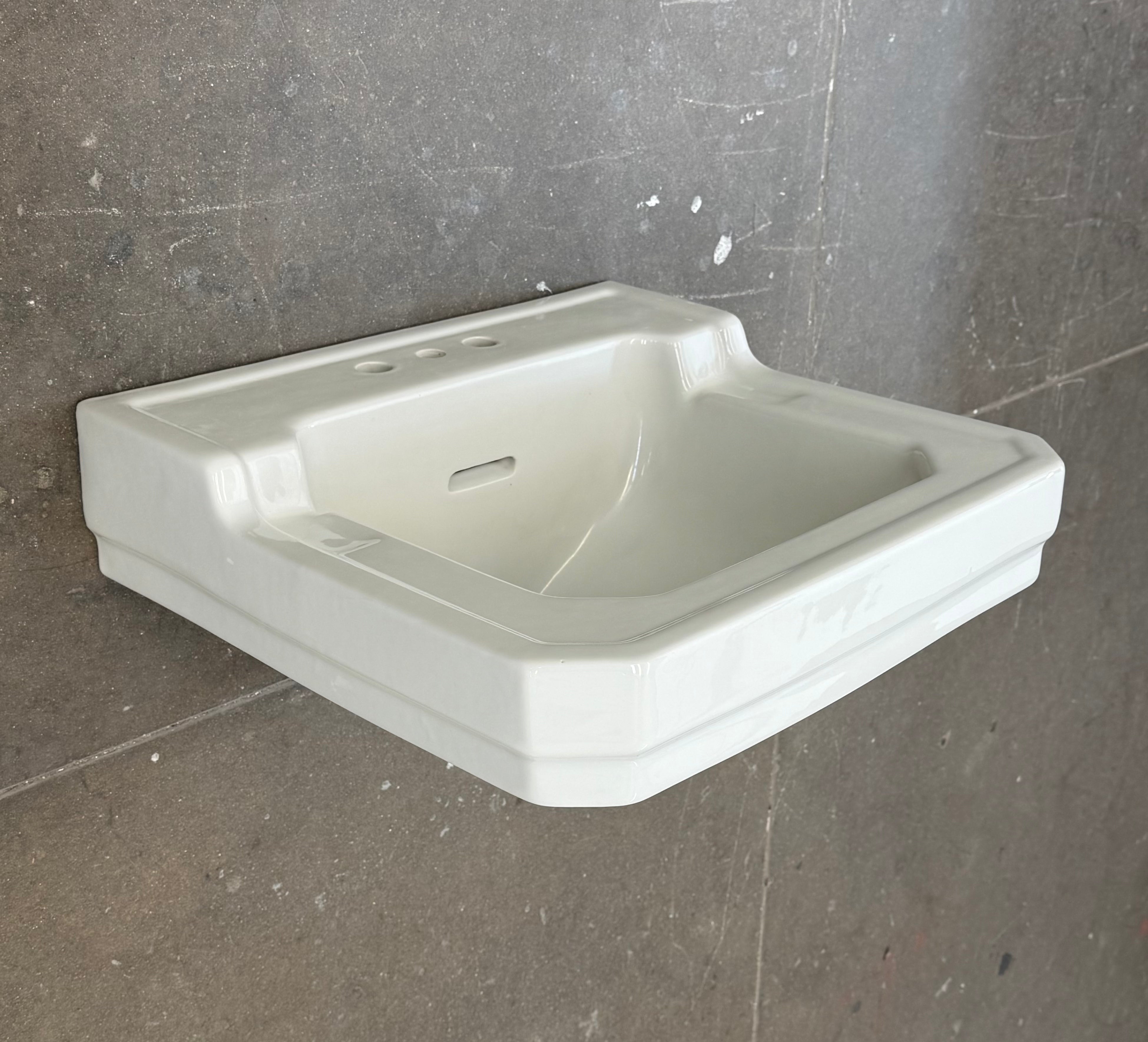 (SK-192) STD Comrade Wall Sink