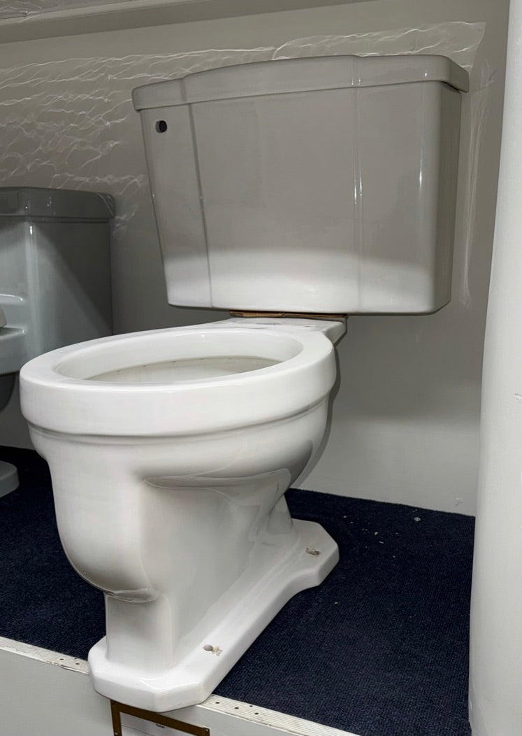 (WC-132) Universal Rundle Toilet