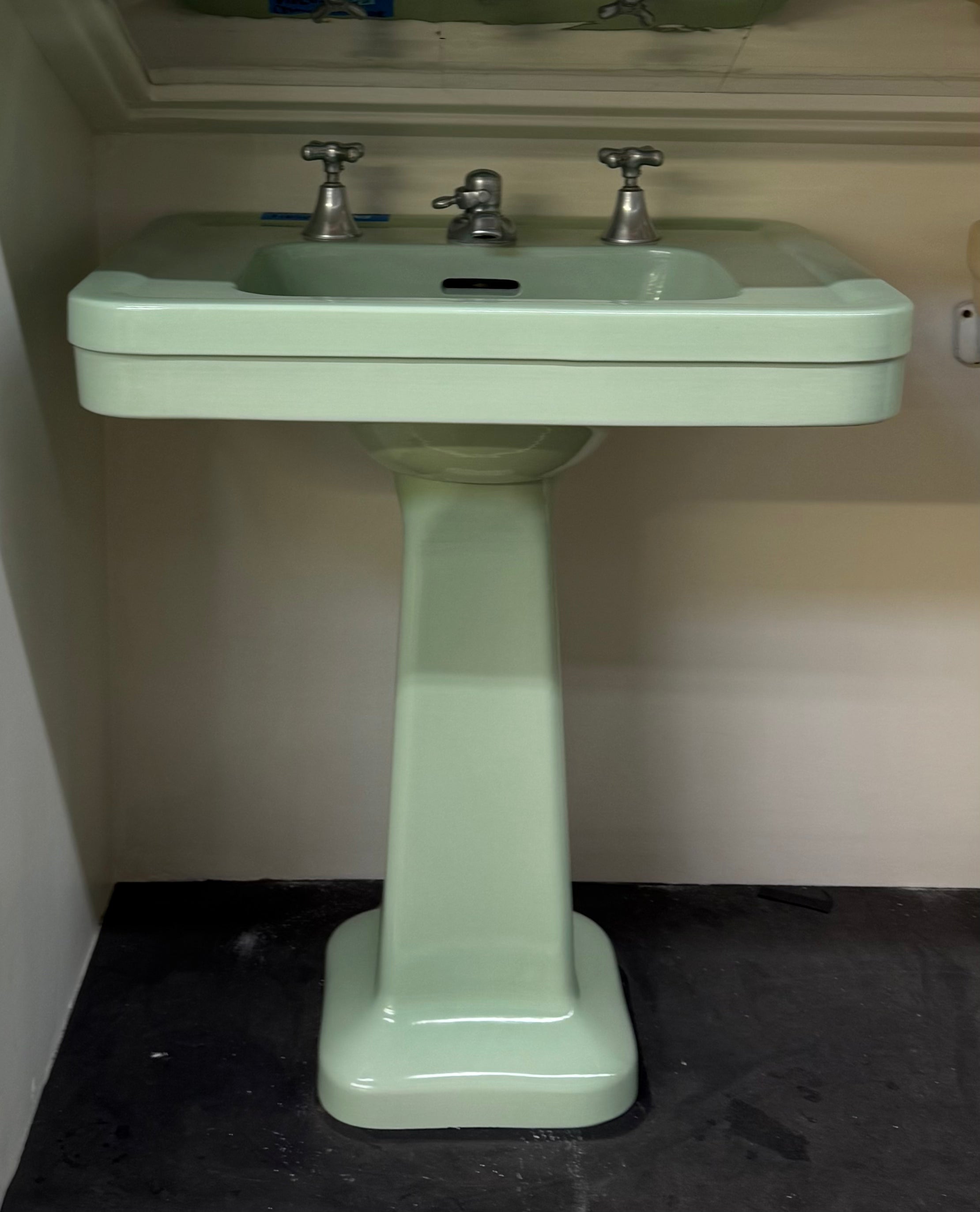 (SK-174) Crane Pale Jade Sink
