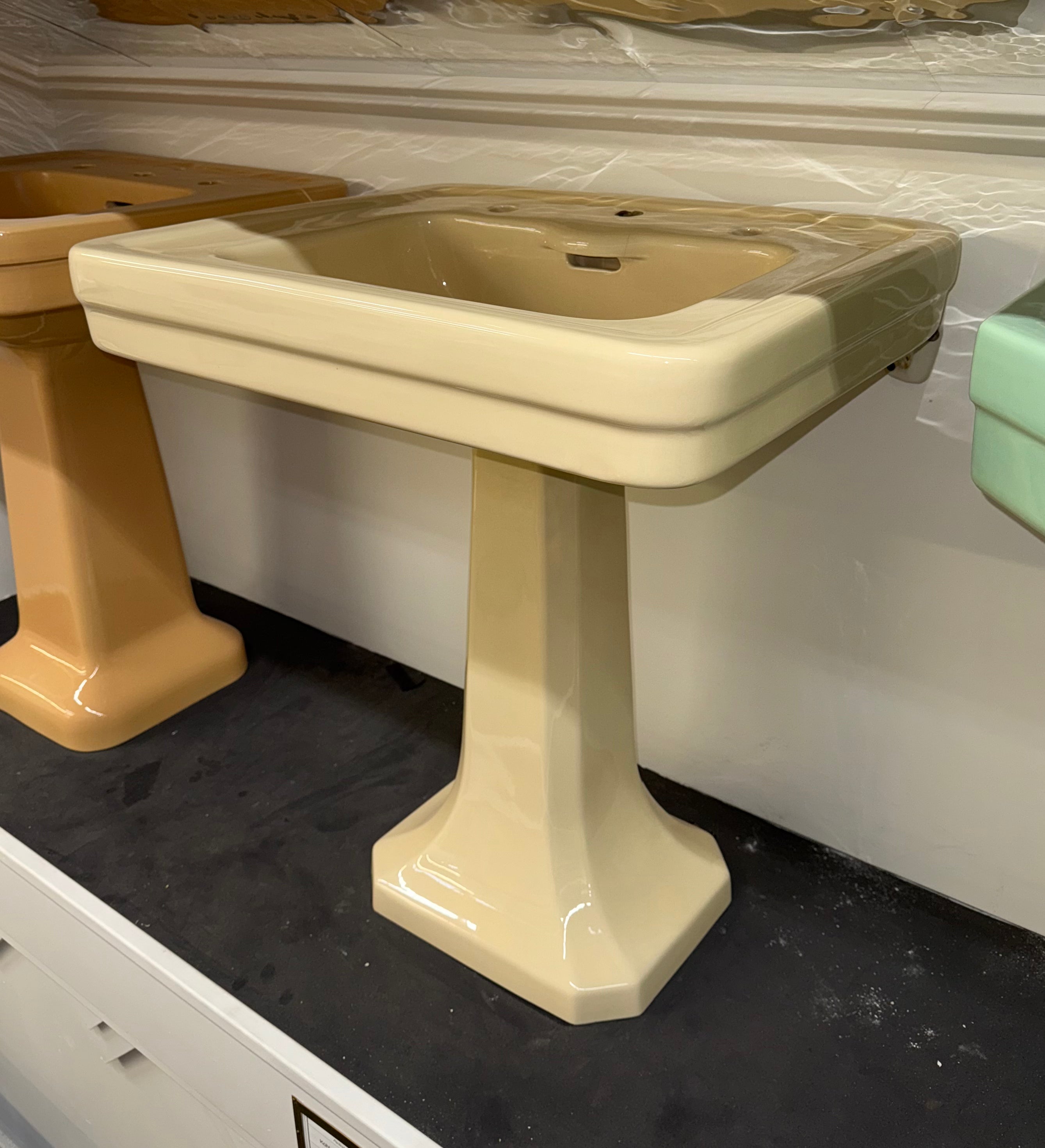 (SK-164) Kohler Carvel Sink