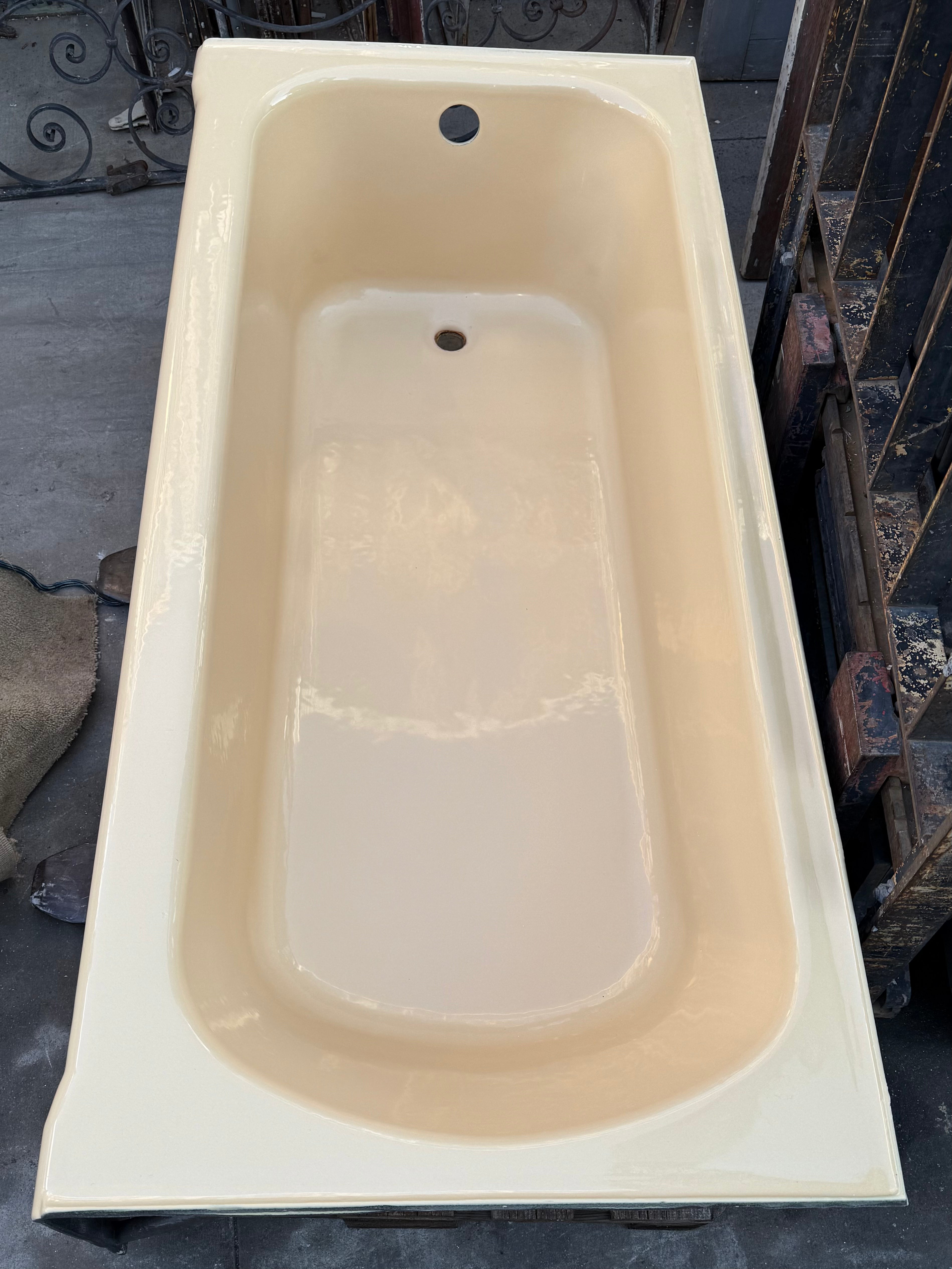 (TB-193) Yellow Tub
