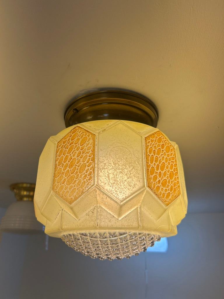 Amber Ceiling Mount w/ Geometric Detail (LT-880)