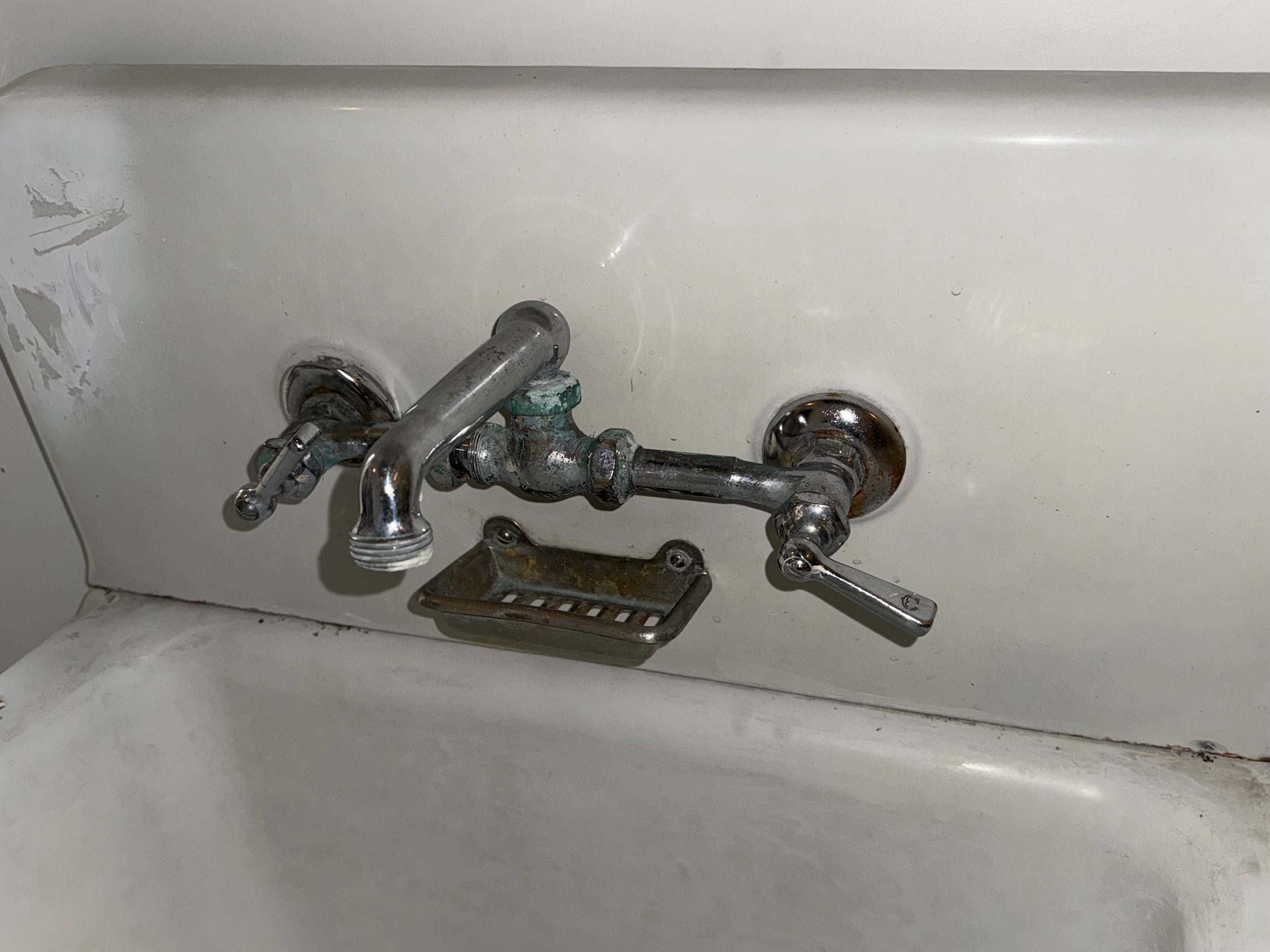 (UT-103) Double Laundry Sink