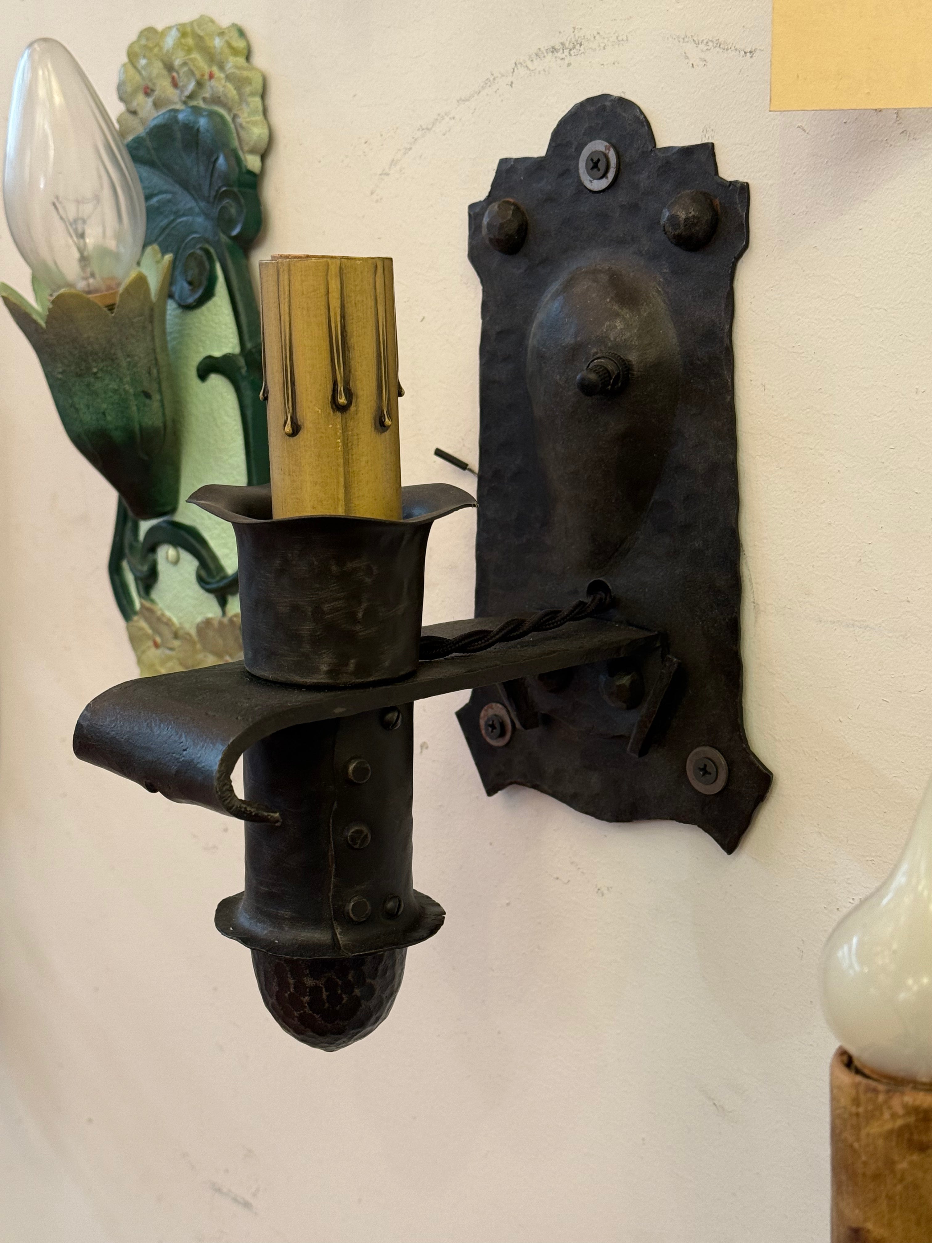 (LT-905) Single Wall Sconce