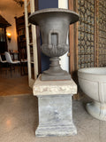 Set of Urns with matching Pedestals