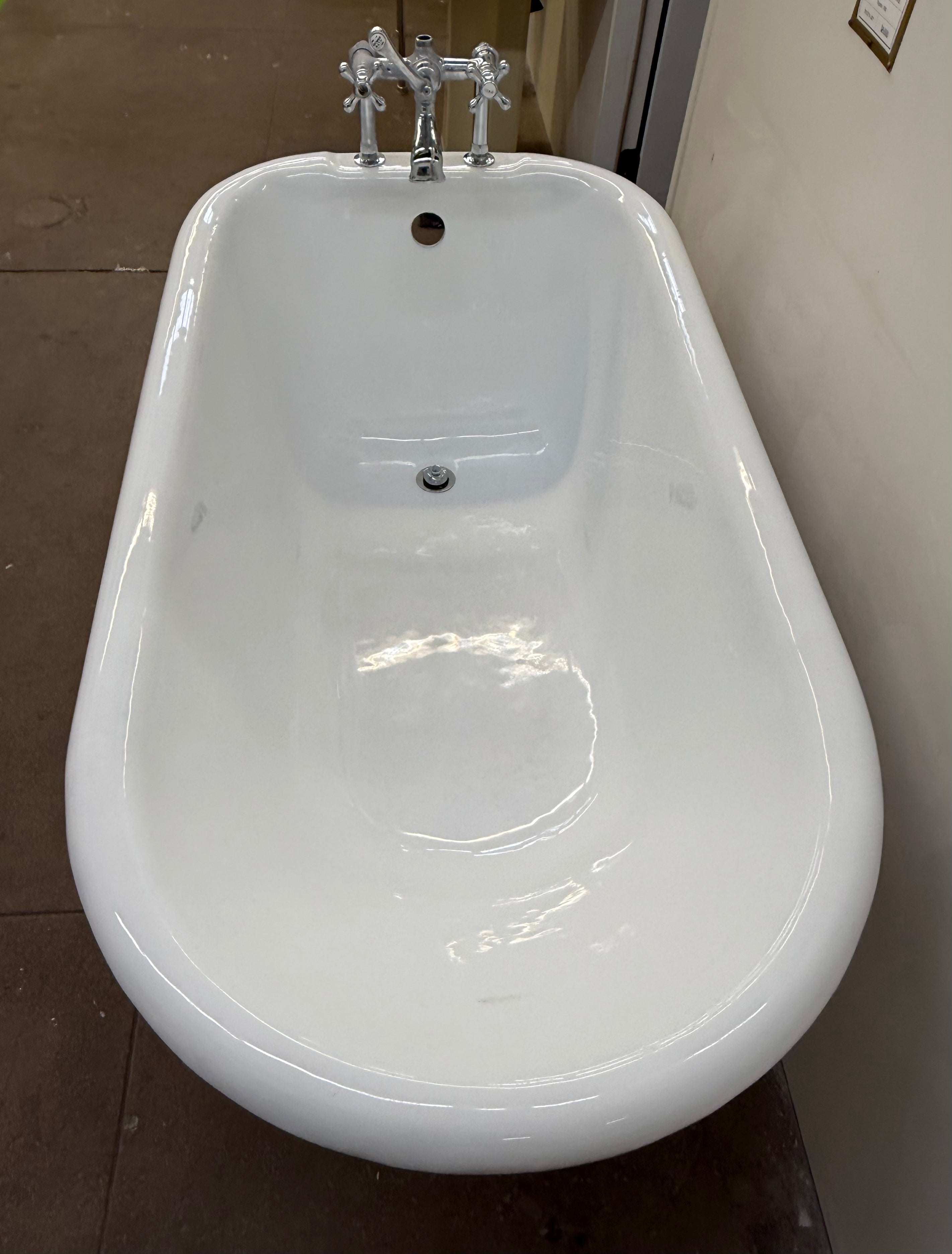 (TB-190) Clawfoot Tub