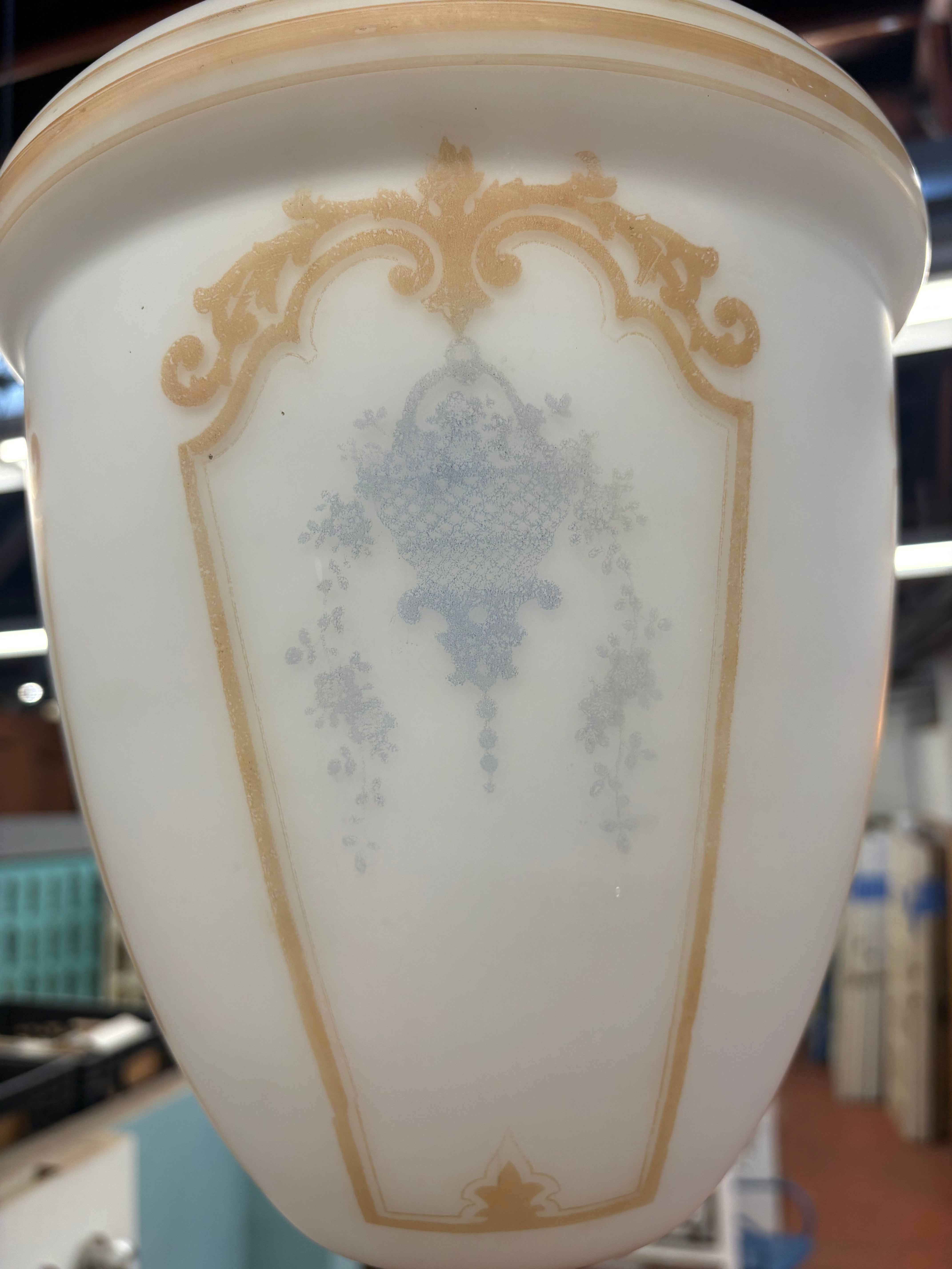 CHANDELIER –  (LT-1237)