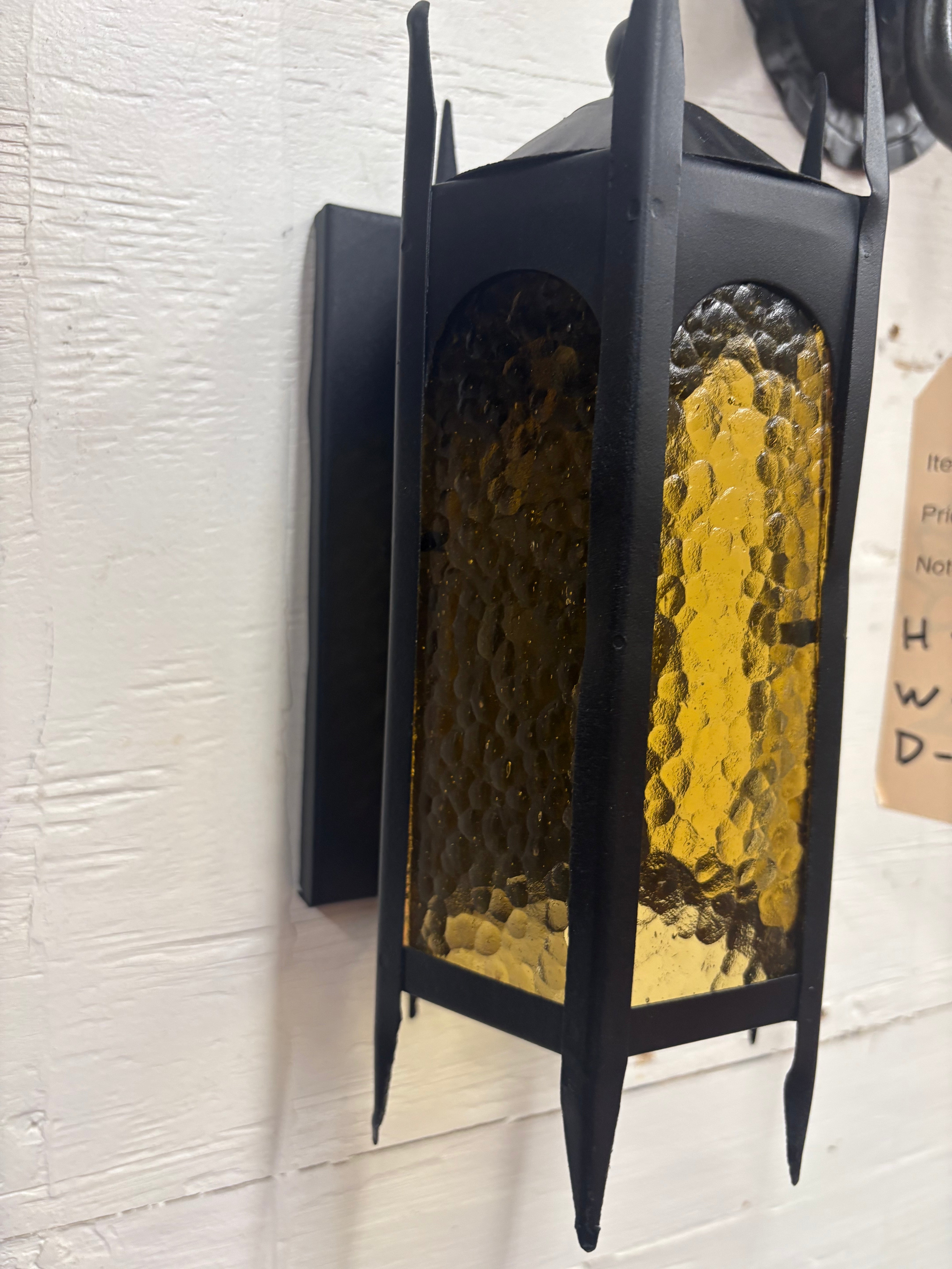 EXTERIOR WALL LANTERN – TEXTURED GLASS (LT-1251)